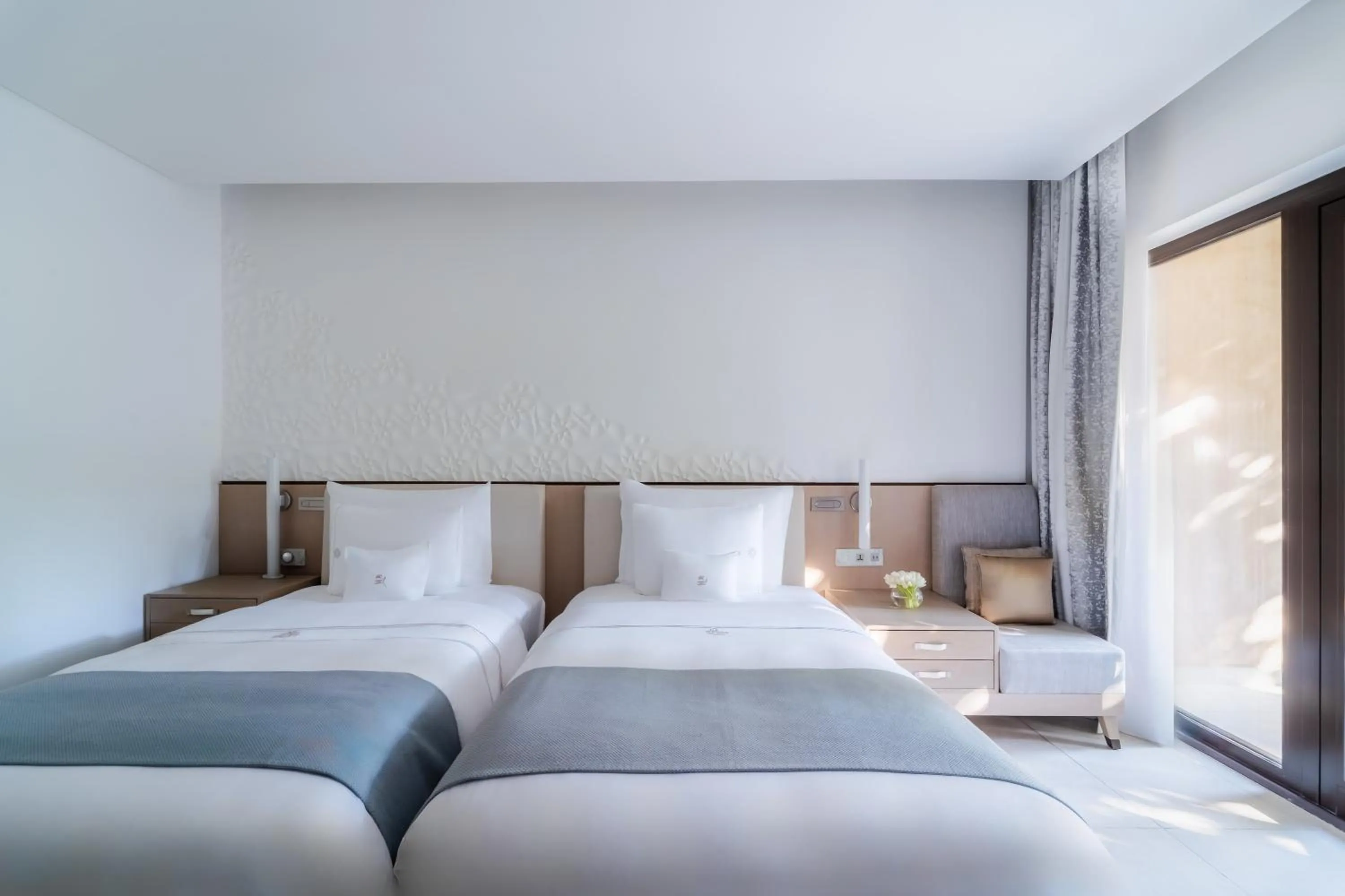 Bed in Zulal Wellness Resort by Chiva-Som