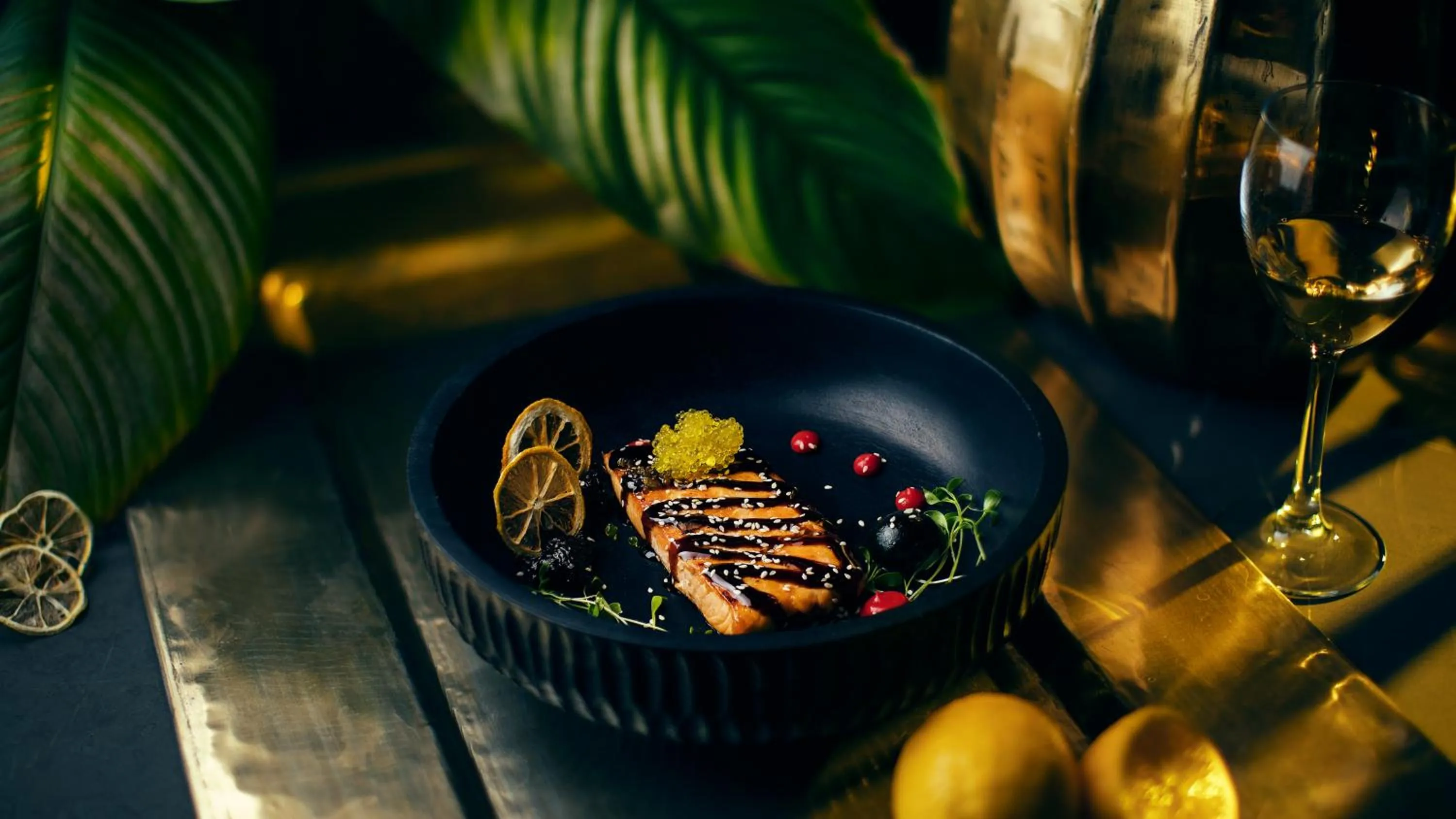 Food and drinks in Kass Diamond Resort