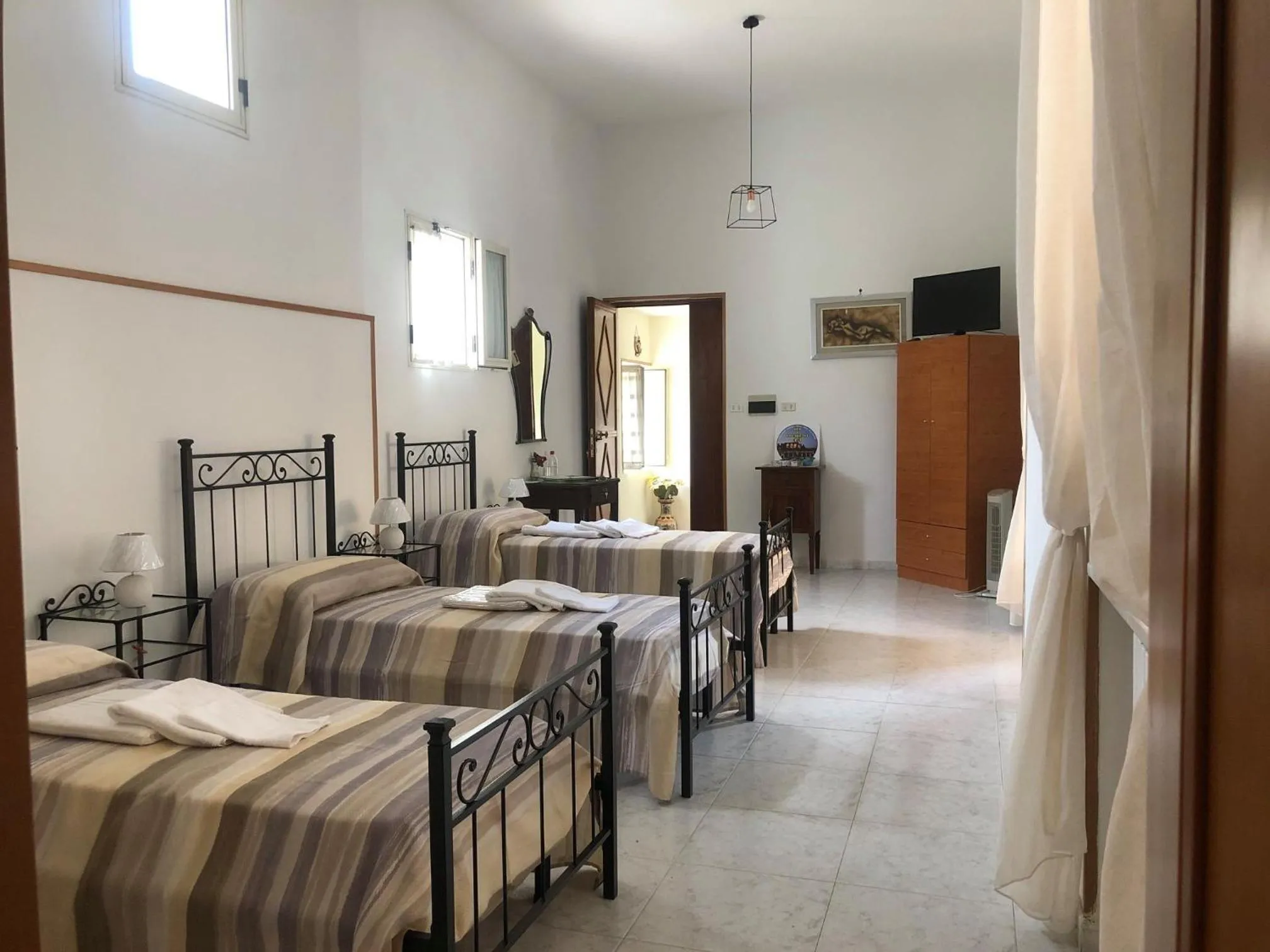 B&B 43