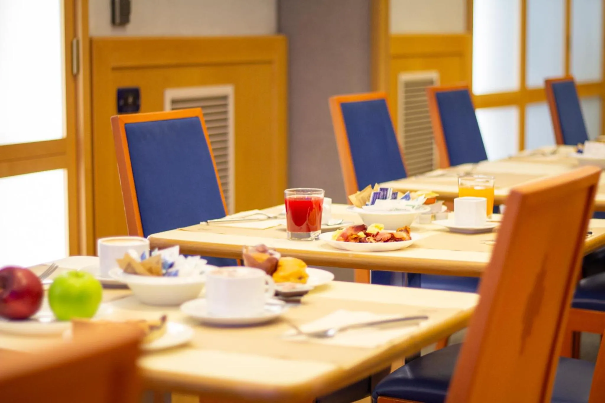 Food and drinks in Pacific Hotel Fortino