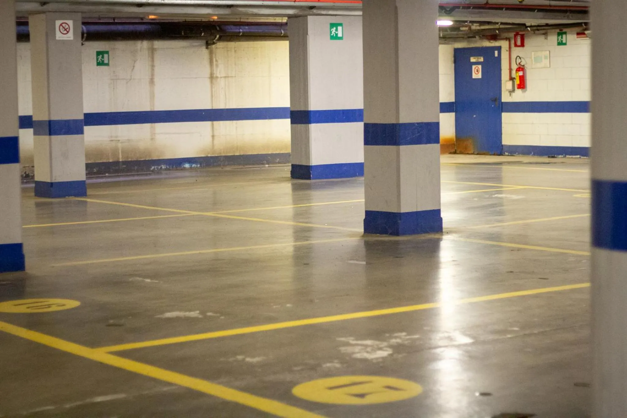 Parking in Pacific Hotel Fortino