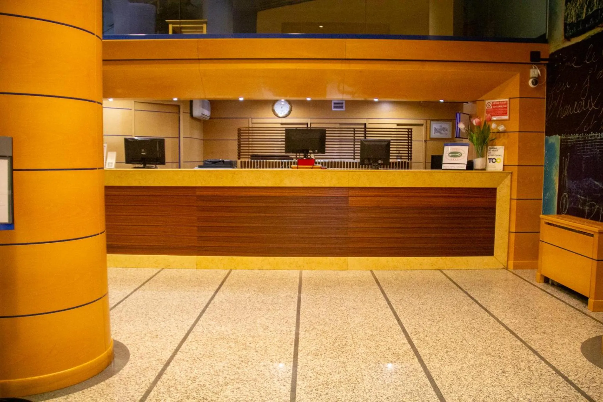 Lobby or reception in Pacific Hotel Fortino