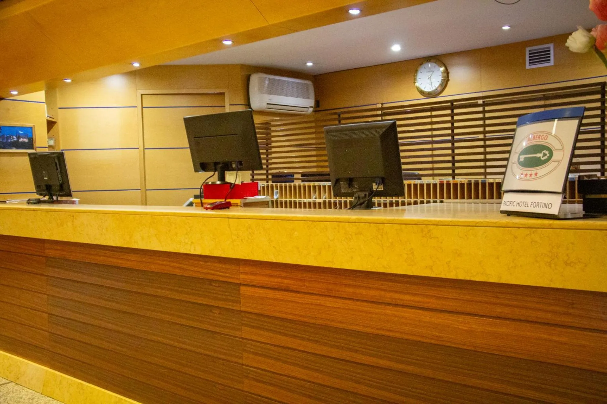 Lobby or reception in Pacific Hotel Fortino