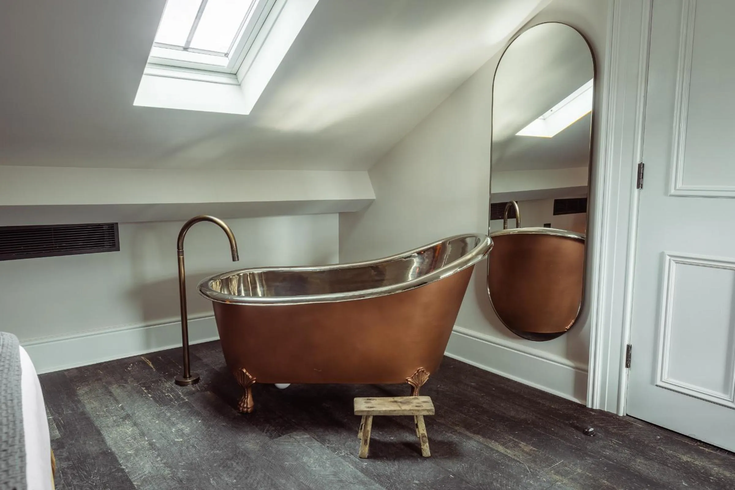 Bath in Regency House