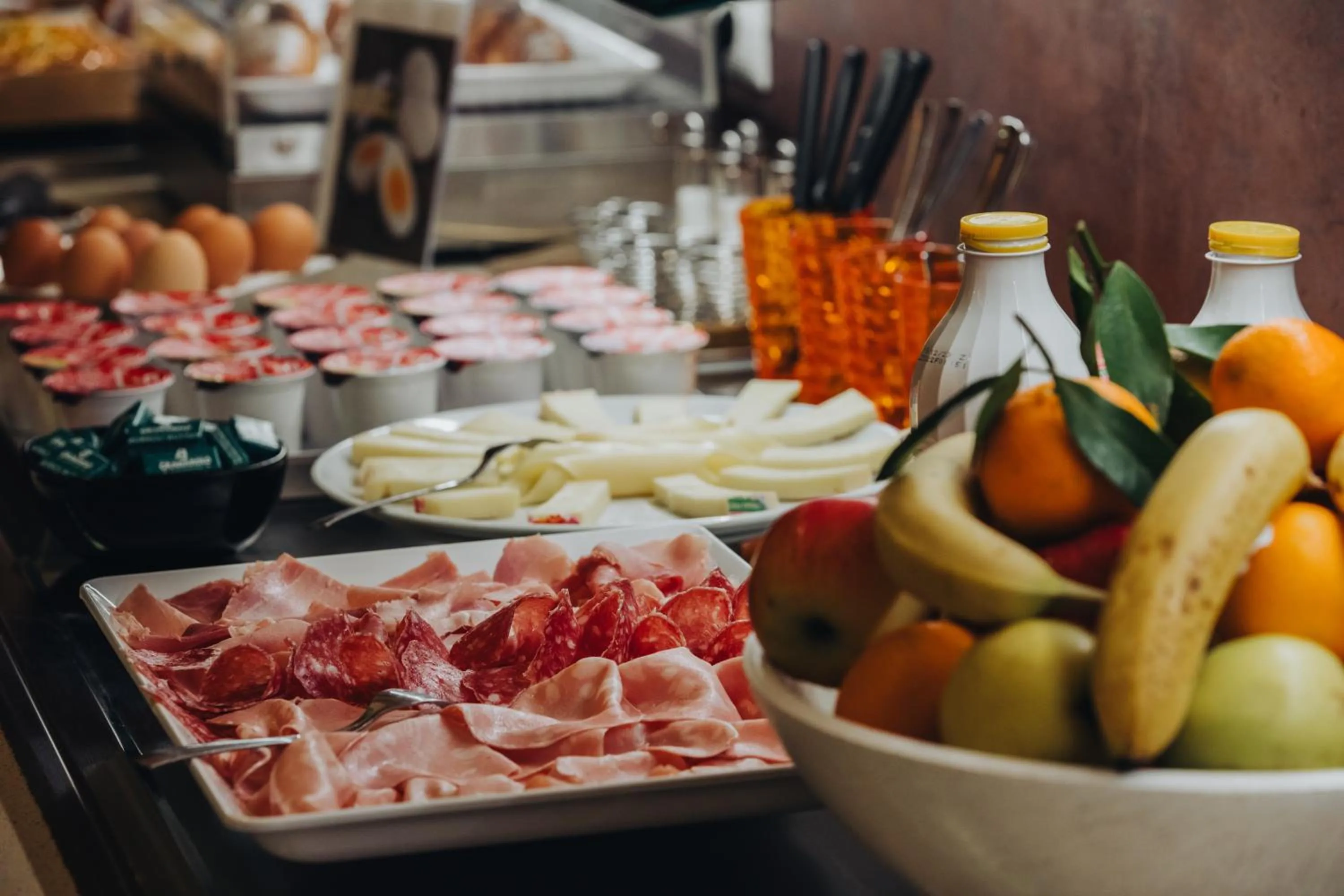 Breakfast in Hotel Alan