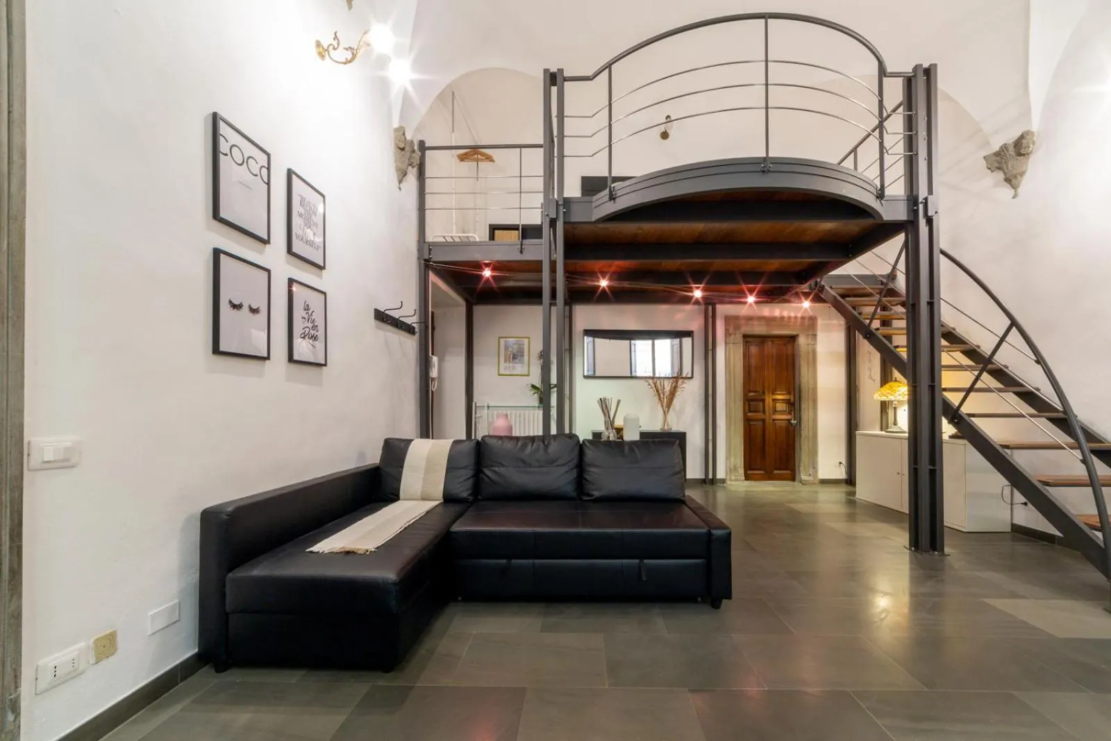 Pepi loft in a historical building