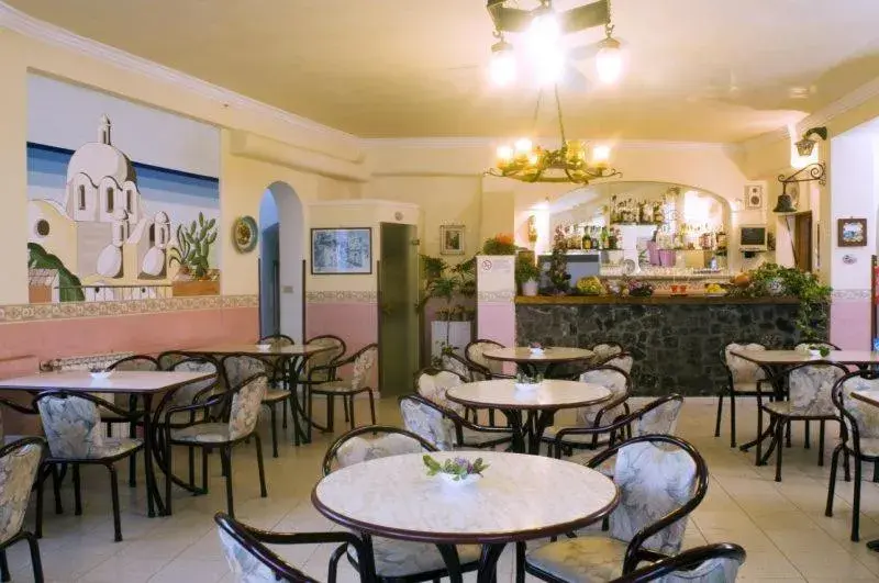 Lounge or bar in Hotel Gemma Lounge or bar in Hotel Gemma