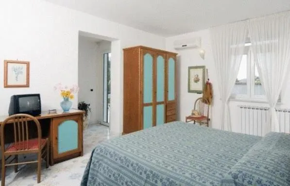 Day, Bed in Hotel Gemma