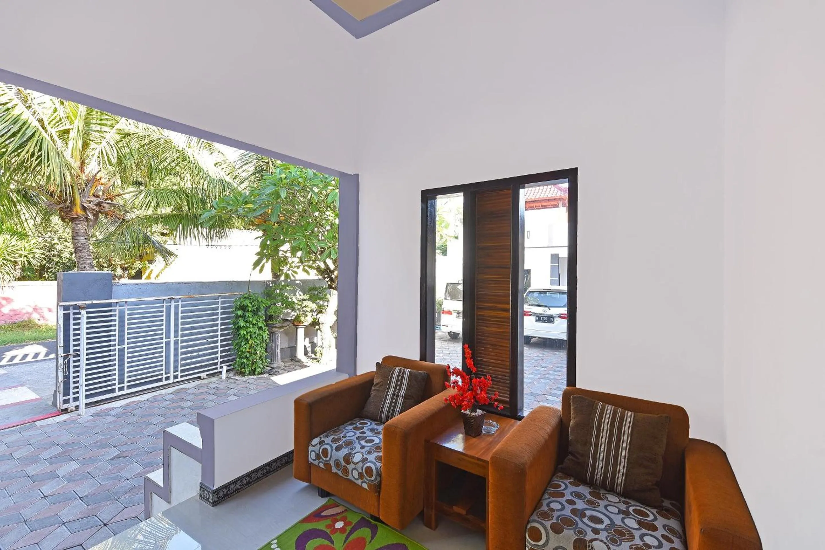 Lobby or reception in Hotel O Homestay Antara