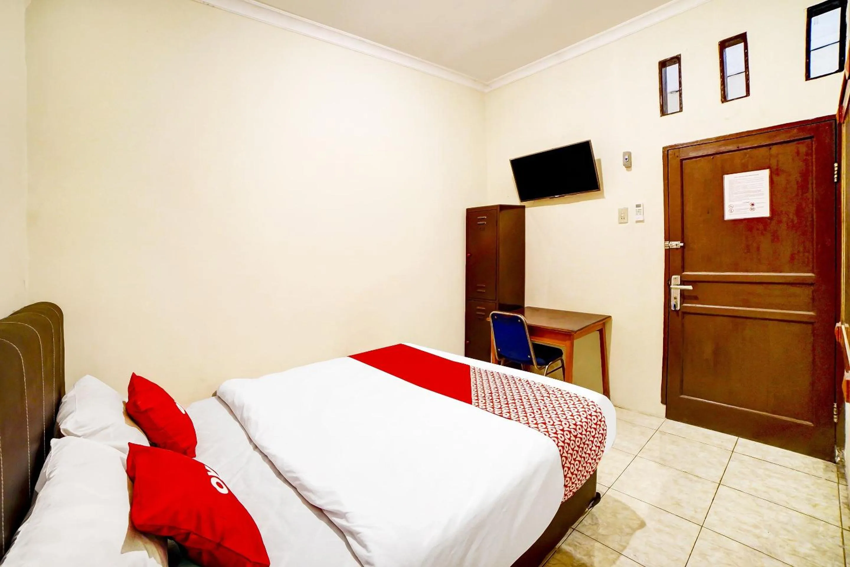 Bedroom, Bed in Hotel O Felicia Homestay