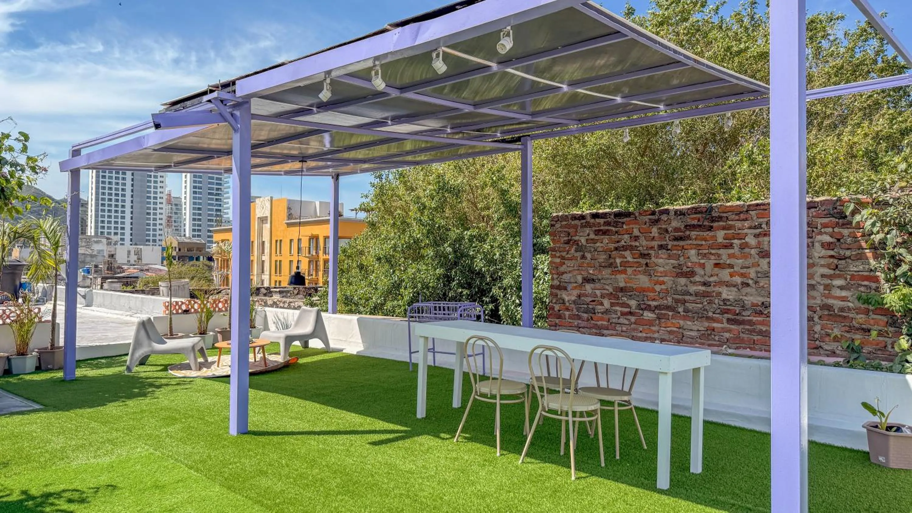 Garden view in Casa Rosa - Alma Hotels