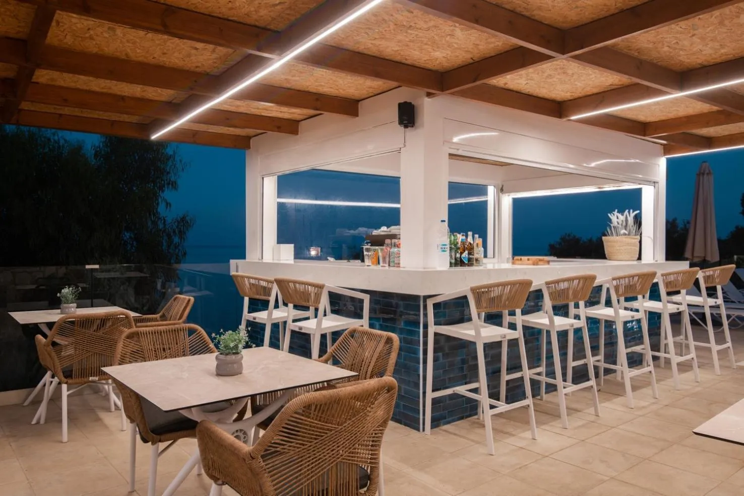 Restaurant/places to eat in Pelagos Blue Zante