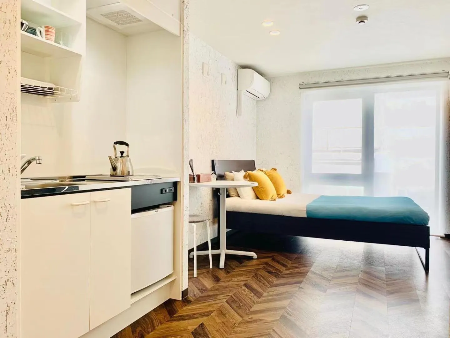 Decorative detail, Bed in TIME SHARING STAY Ikebukuro