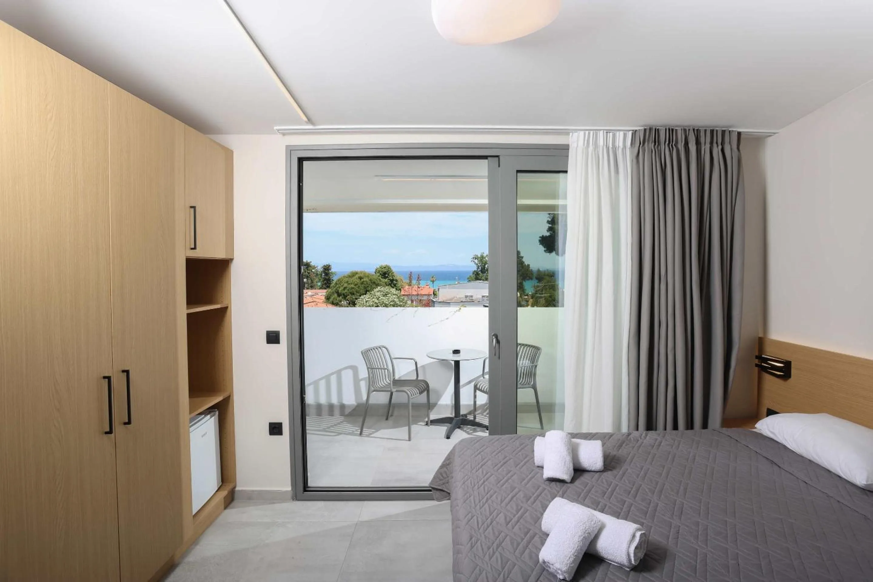 Bed in Olympic Kosmas Hotel- Hanioti