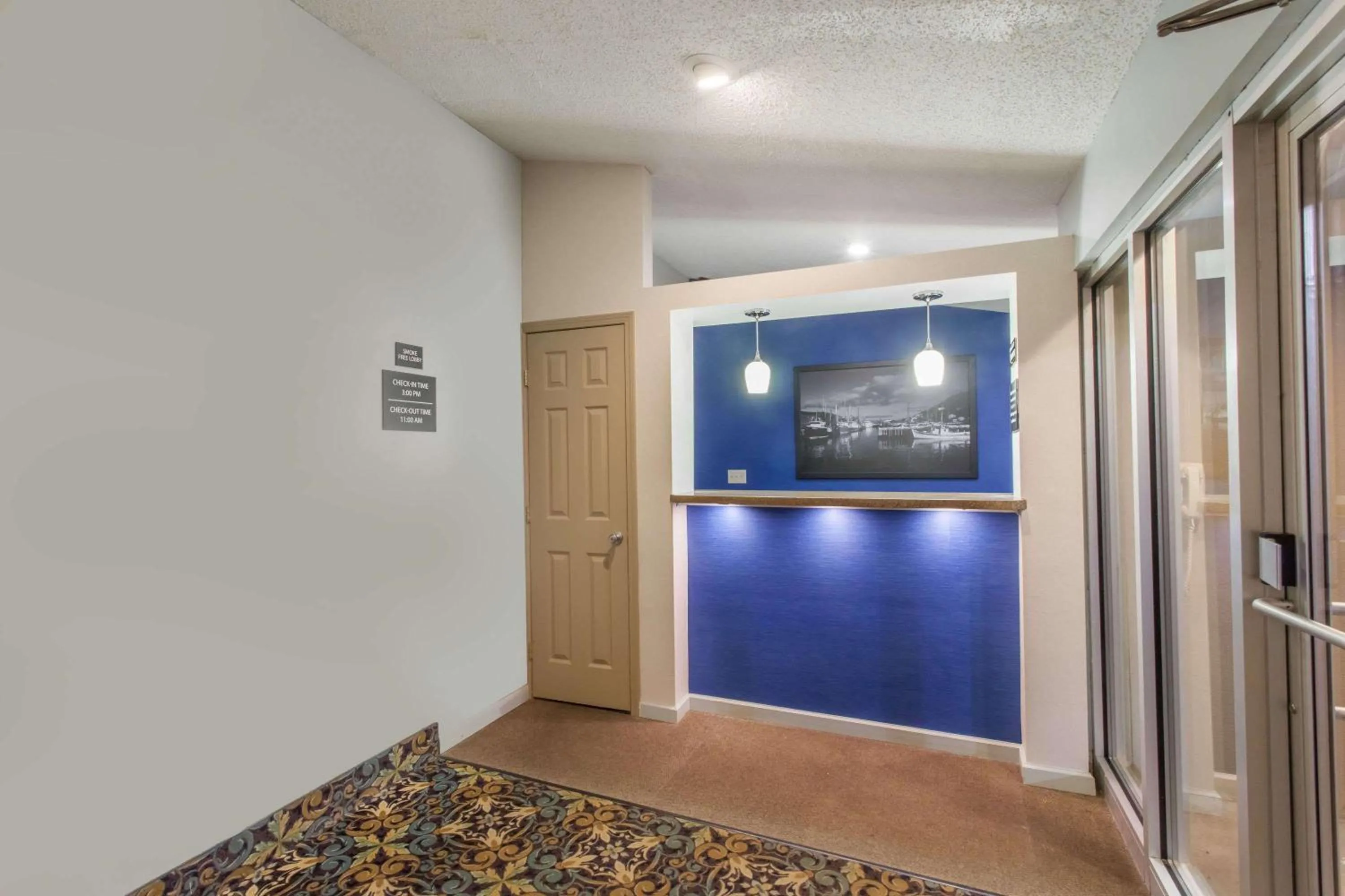 Lobby or reception in SuperB Hamburg Motel