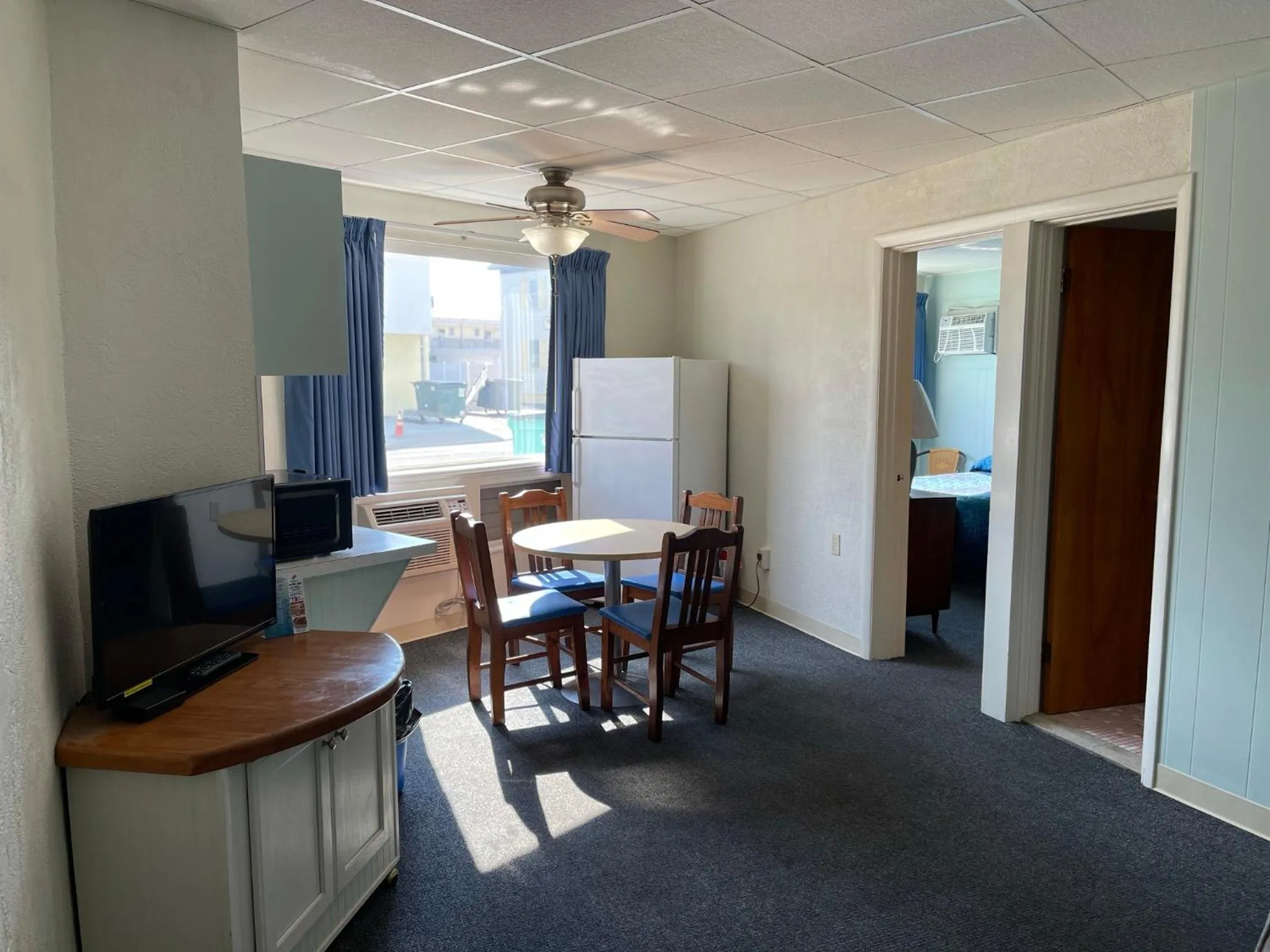 Living room in Bel Air Motel Wildwood Crest Beach