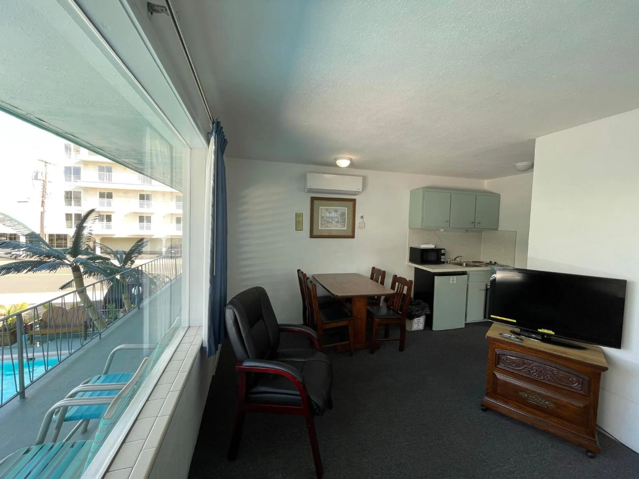 Living room in Bel Air Motel Wildwood Crest Beach