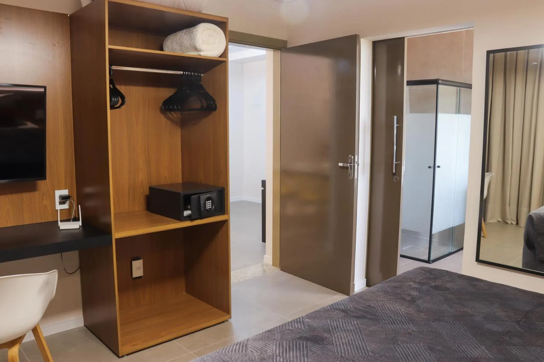 Photo of the whole room in Porto das Asas Park Hotel