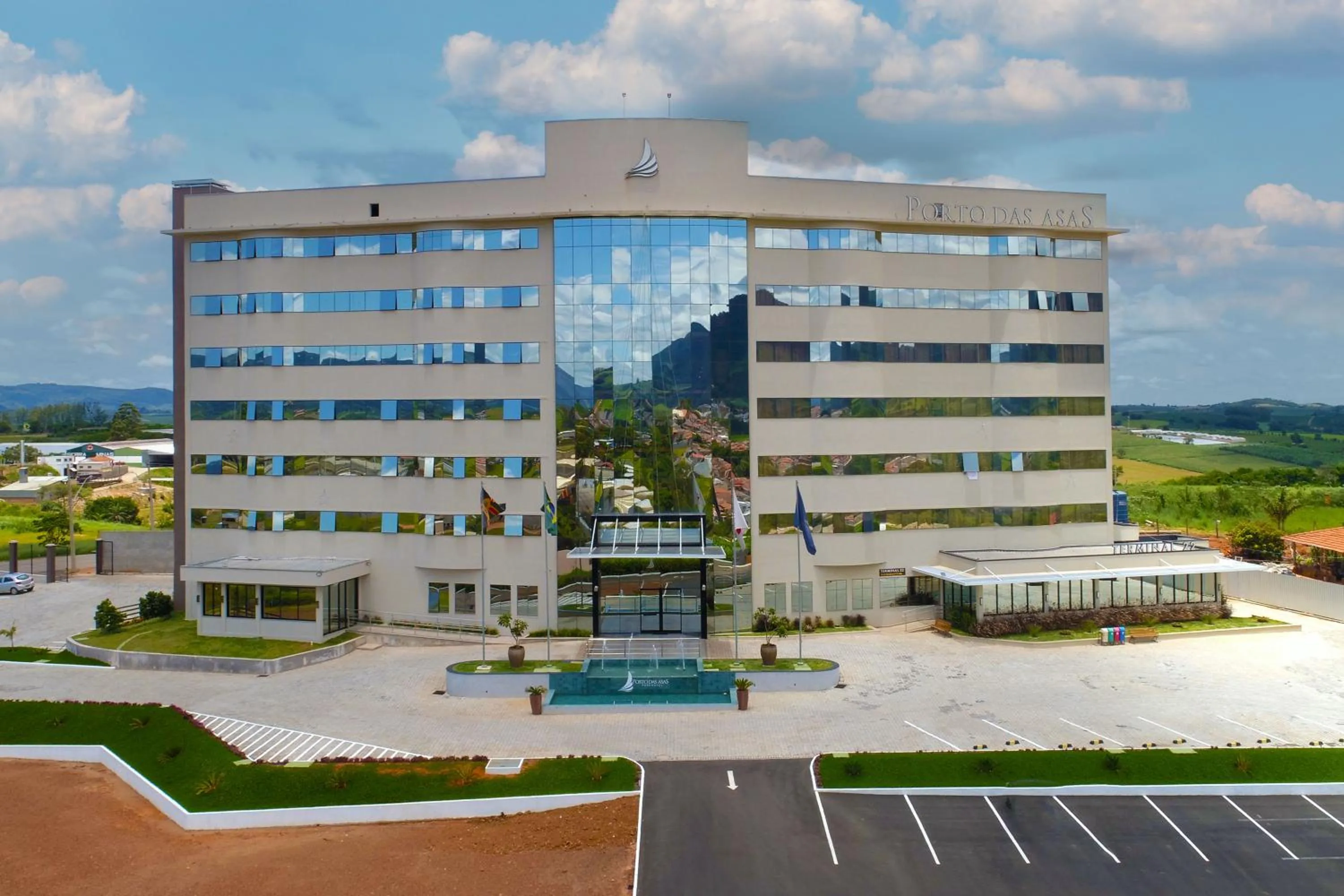 Property building in Porto das Asas Park Hotel