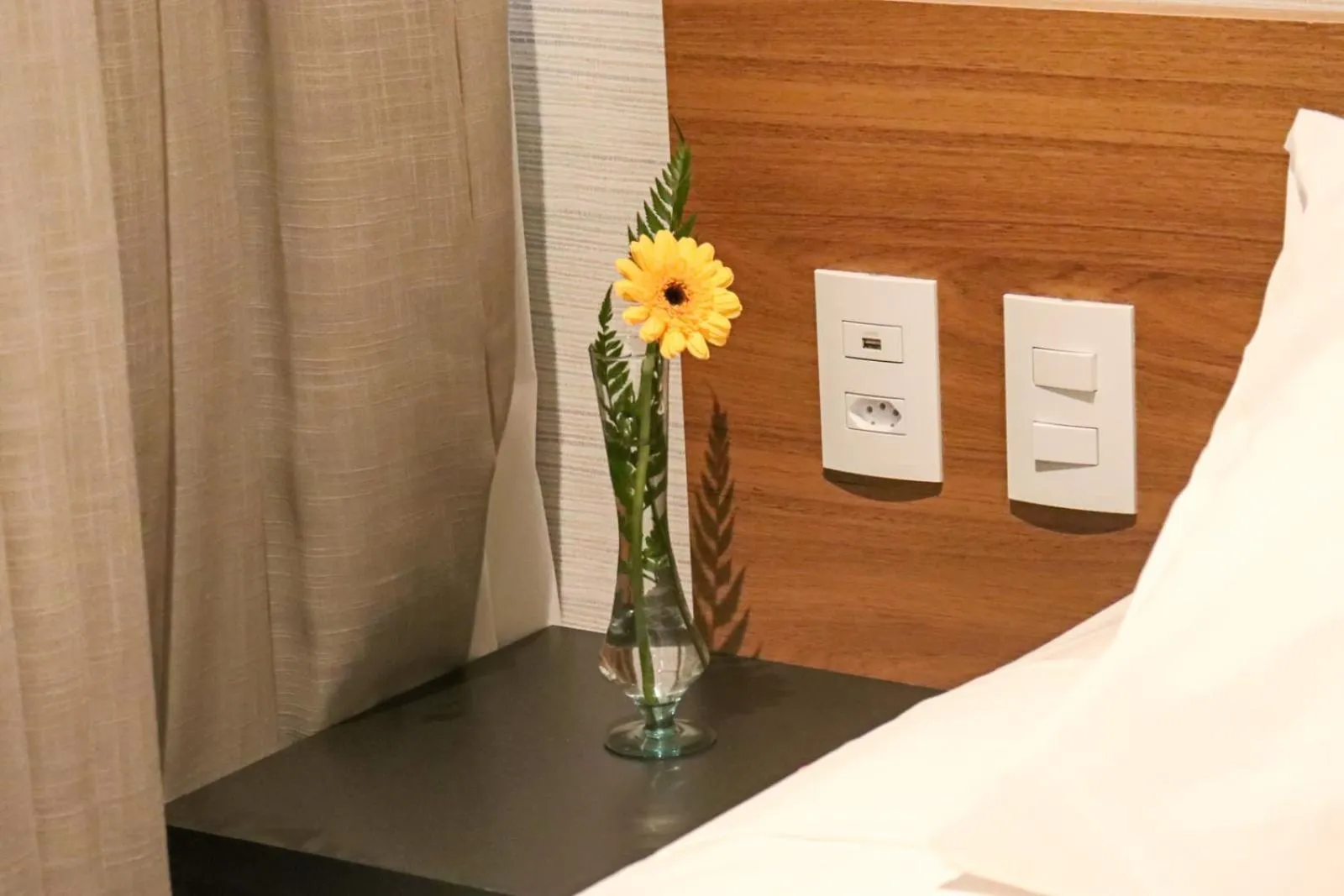 Decorative detail, Bed in Porto das Asas Park Hotel