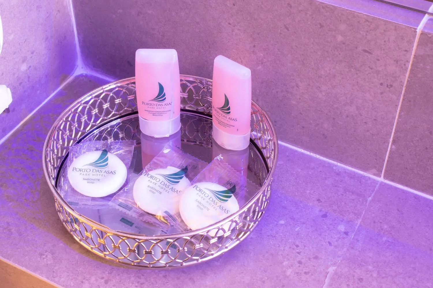 Bathroom in Porto das Asas Park Hotel