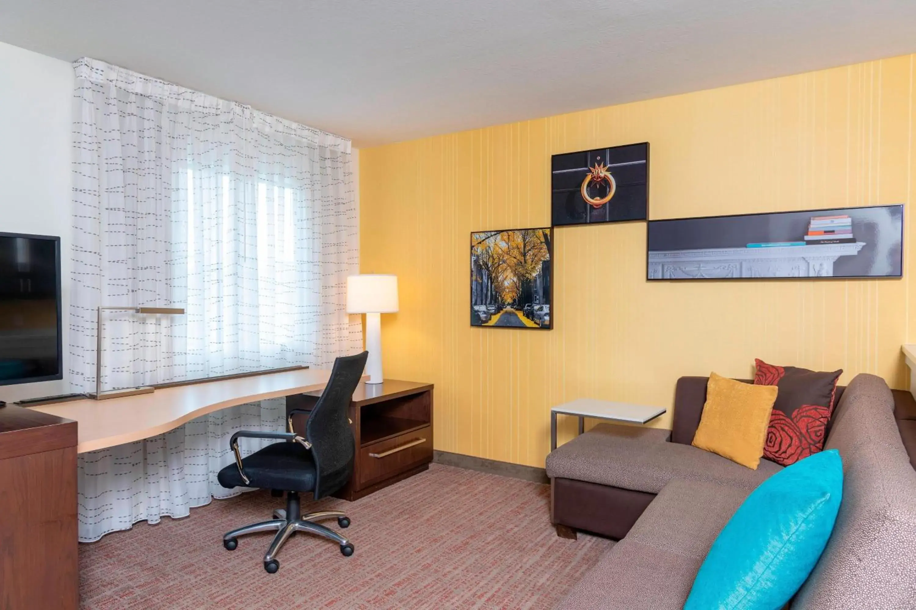 King Studio with Sofa Bed - Non-Smoking in Residence Inn by Marriott Akron South/Green King Studio with Sofa Bed - Non-Smoking in Residence Inn by Marriott Akron South/Green