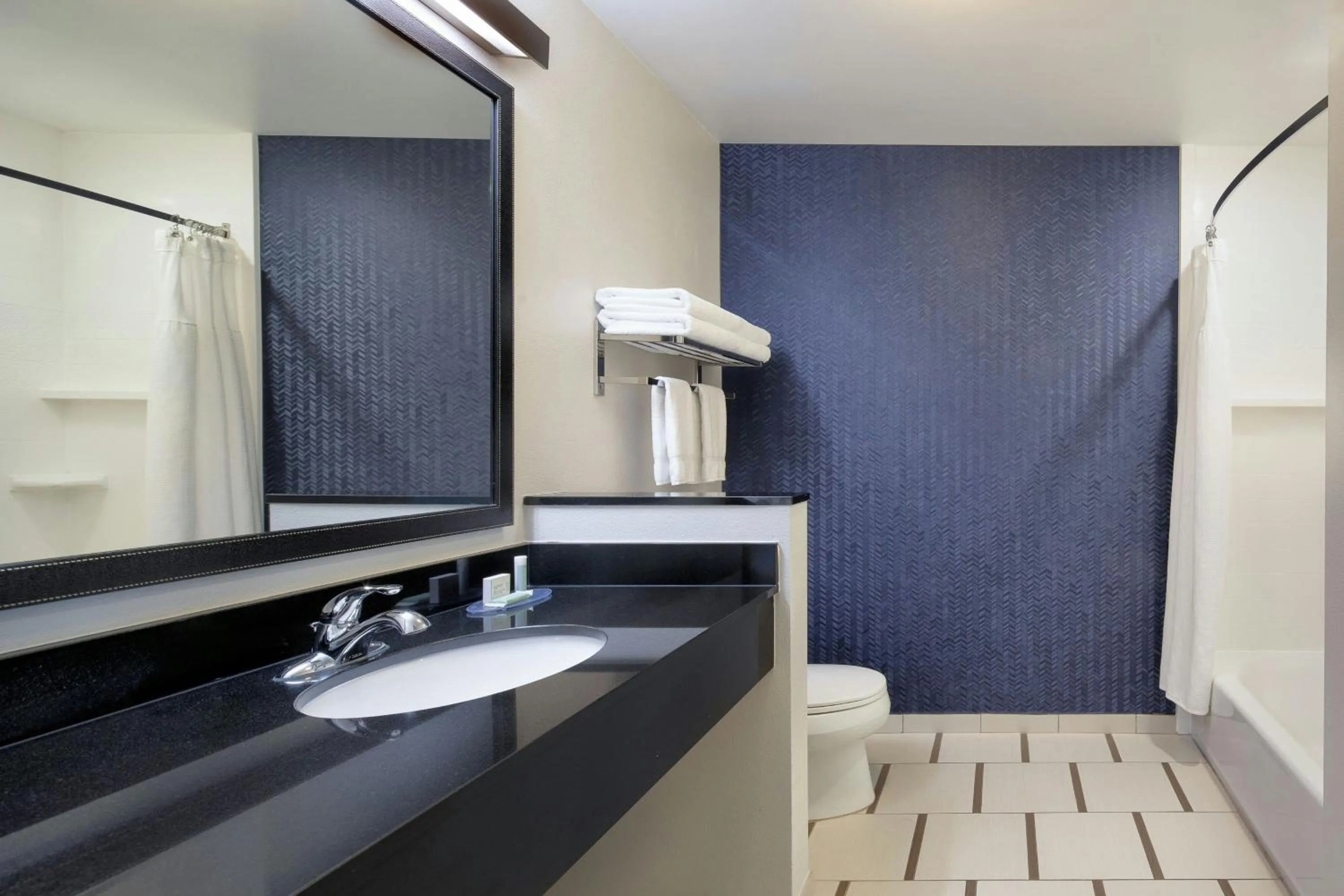 Photo of the whole room in Fairfield Inn and Suites Oklahoma City Yukon