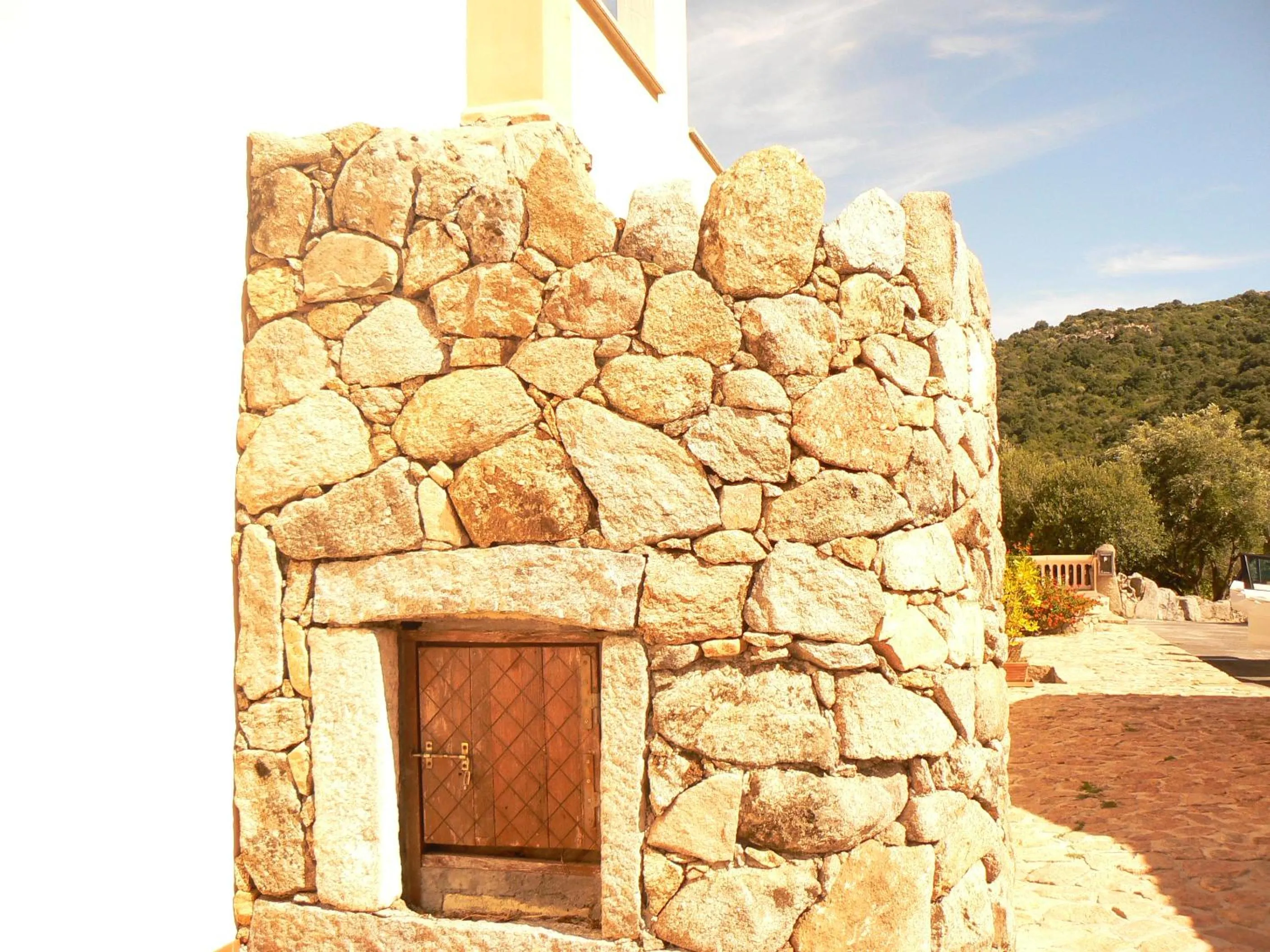 BBQ facilities in Hotel Valkarana Country Relais