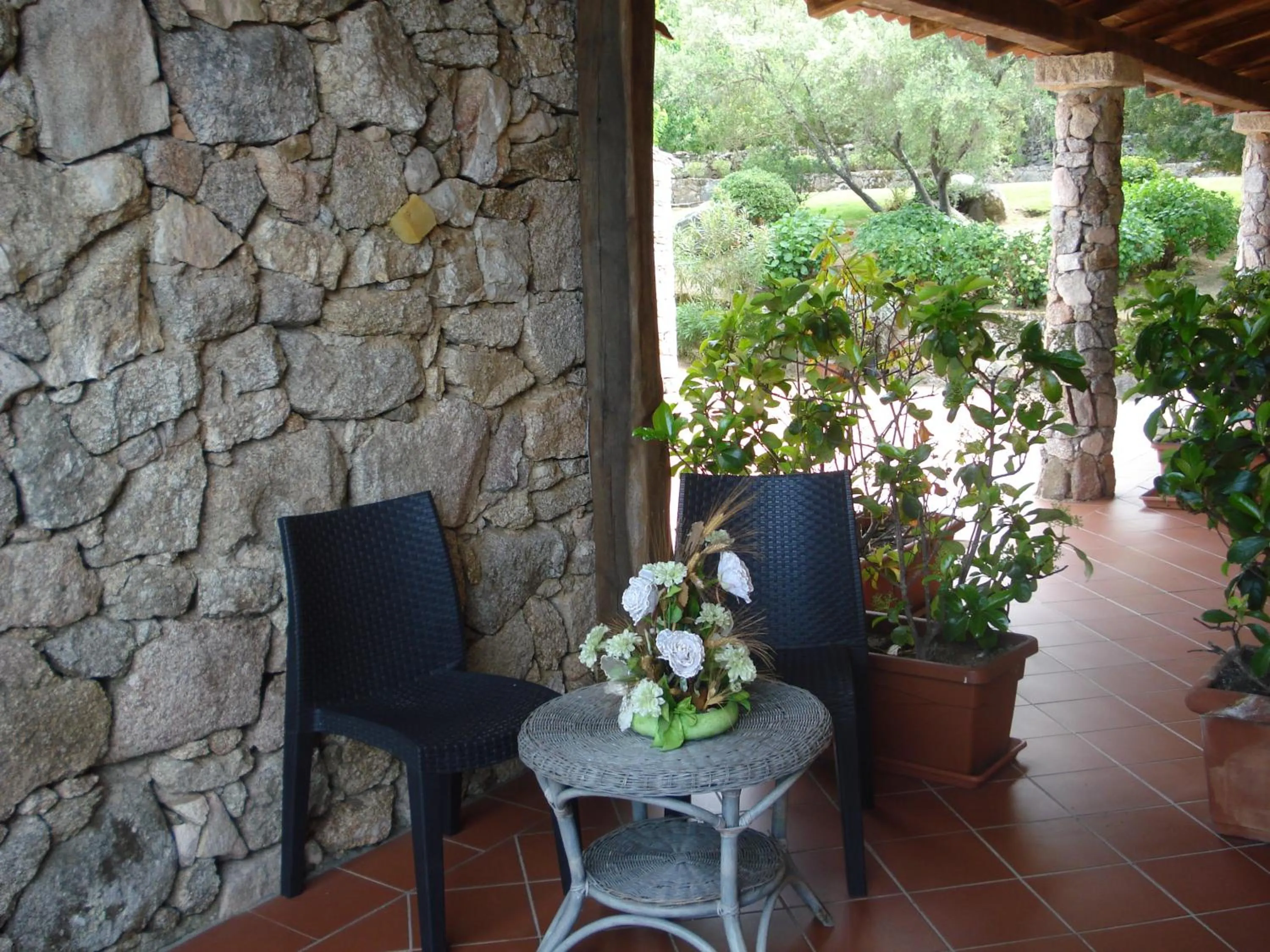 Day in Hotel Valkarana Country Relais