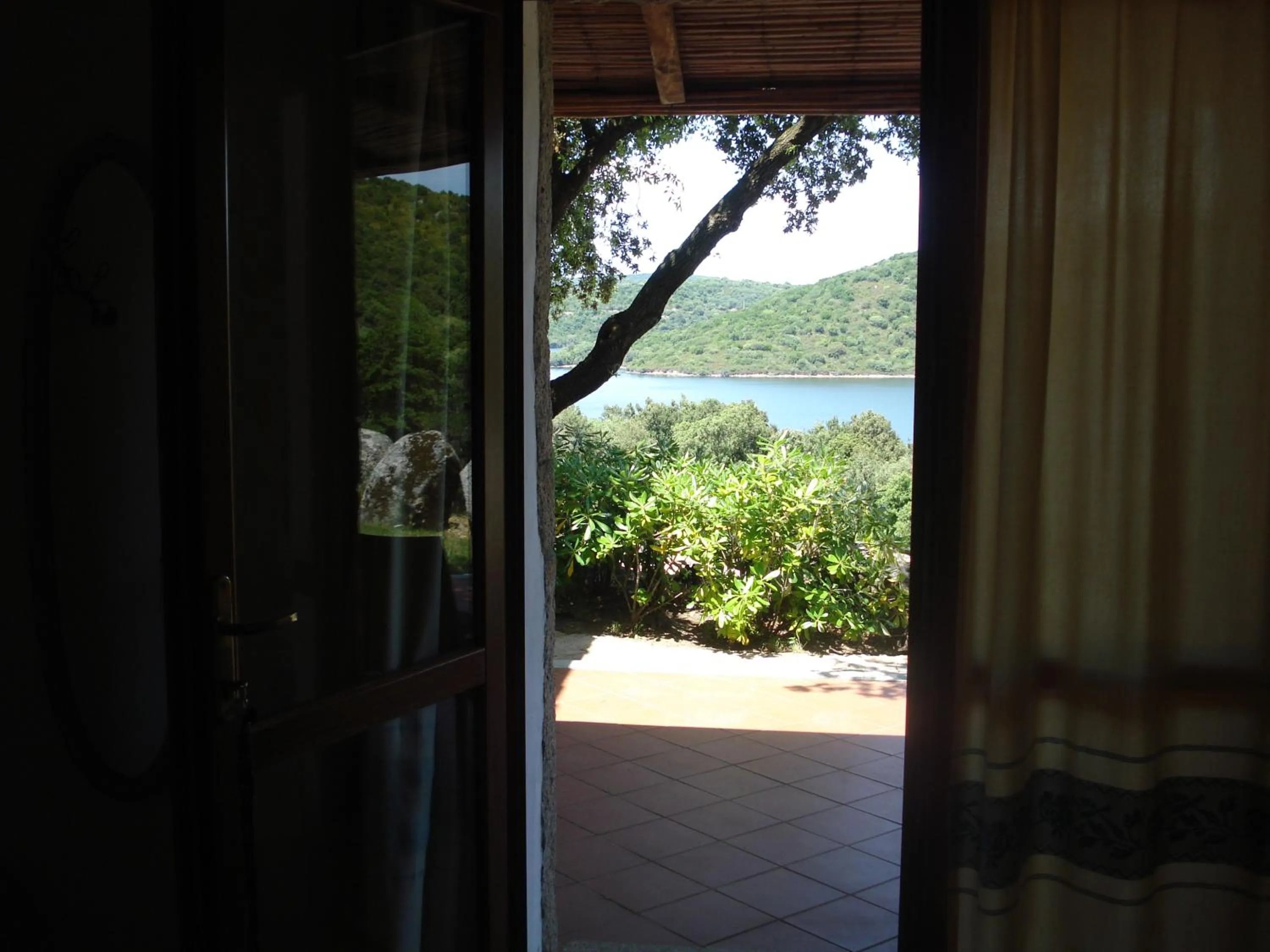 Day in Hotel Valkarana Country Relais