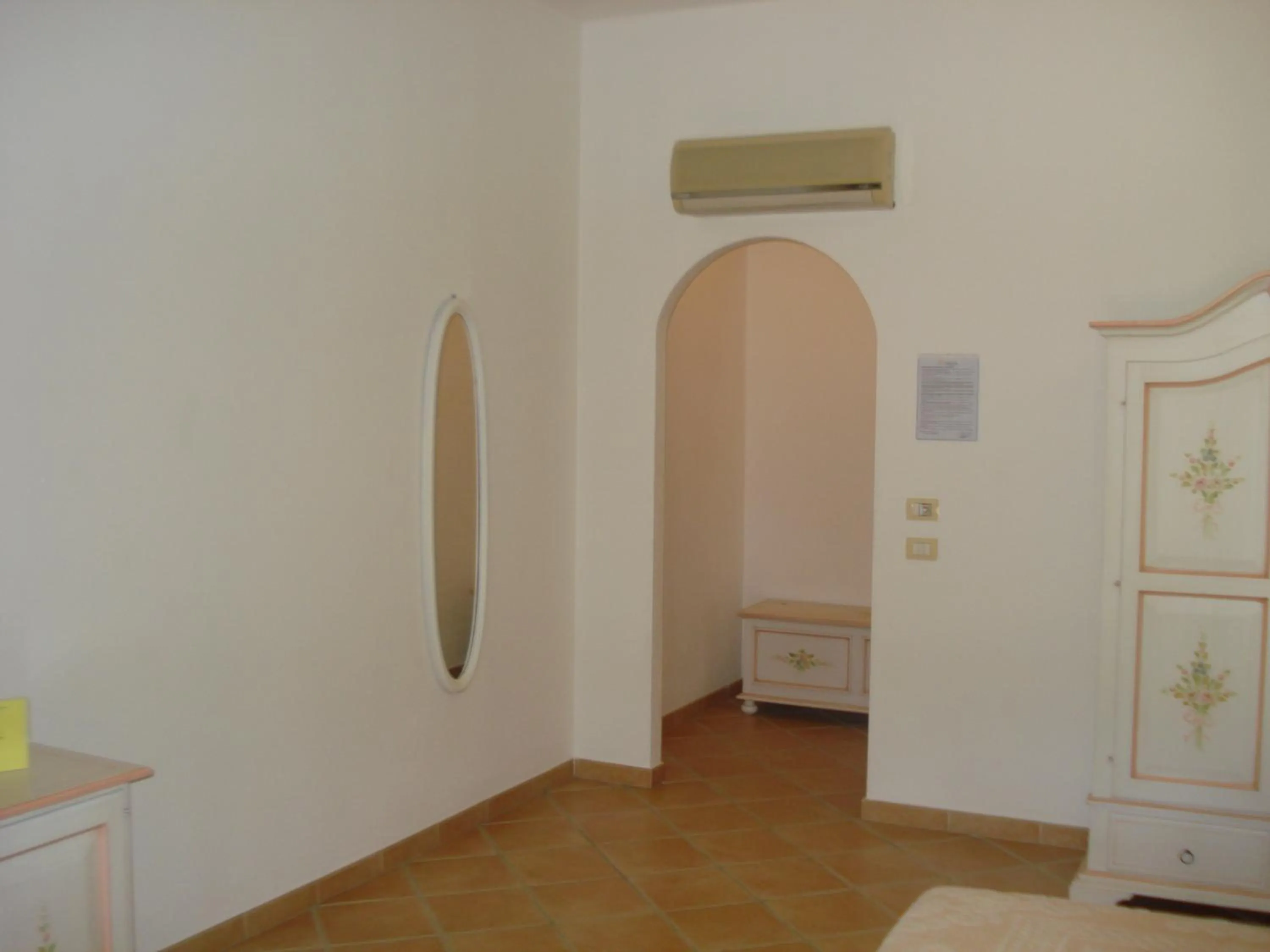 Photo of the whole room in Hotel Valkarana Country Relais