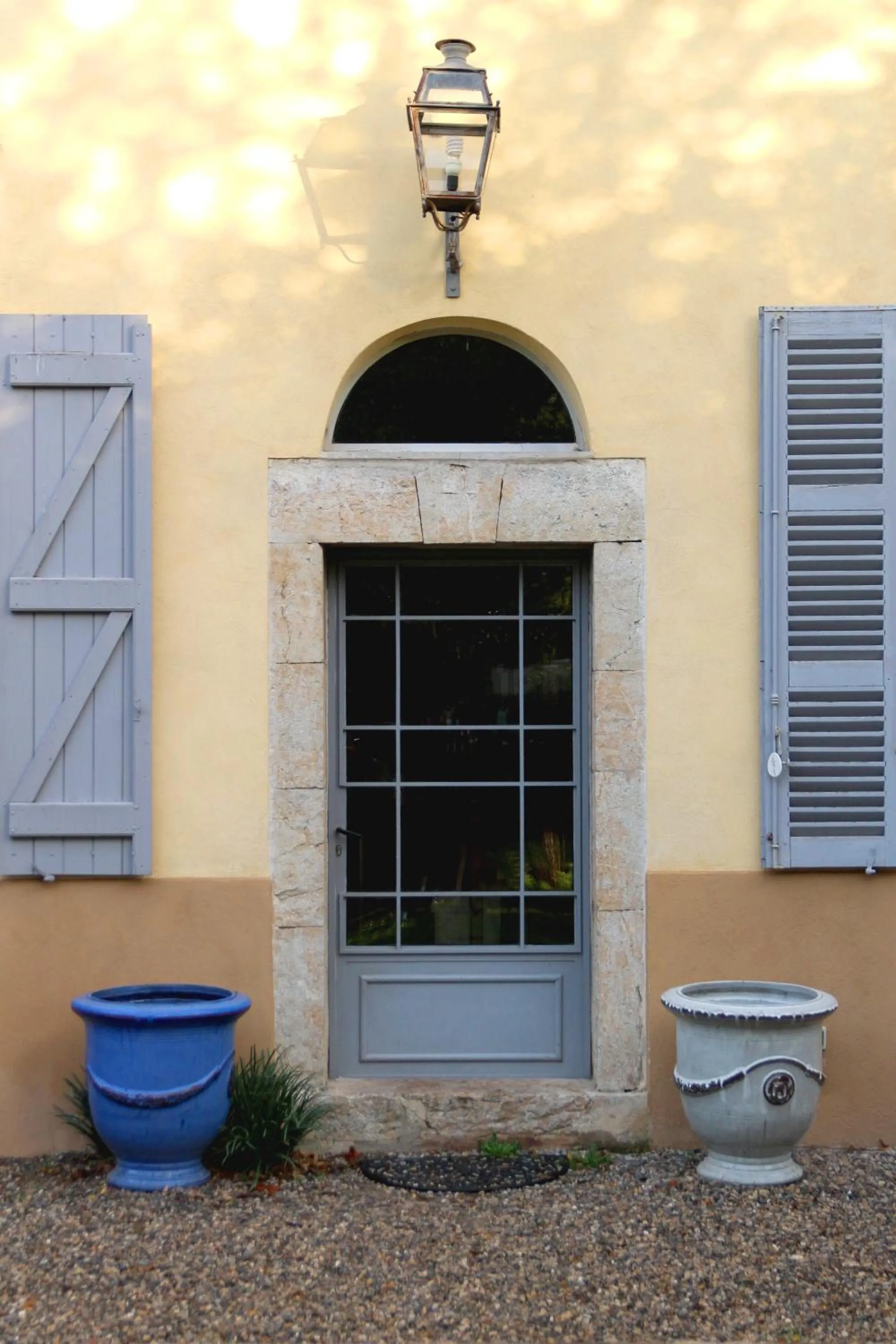 Facade/entrance in Maison Sumiane