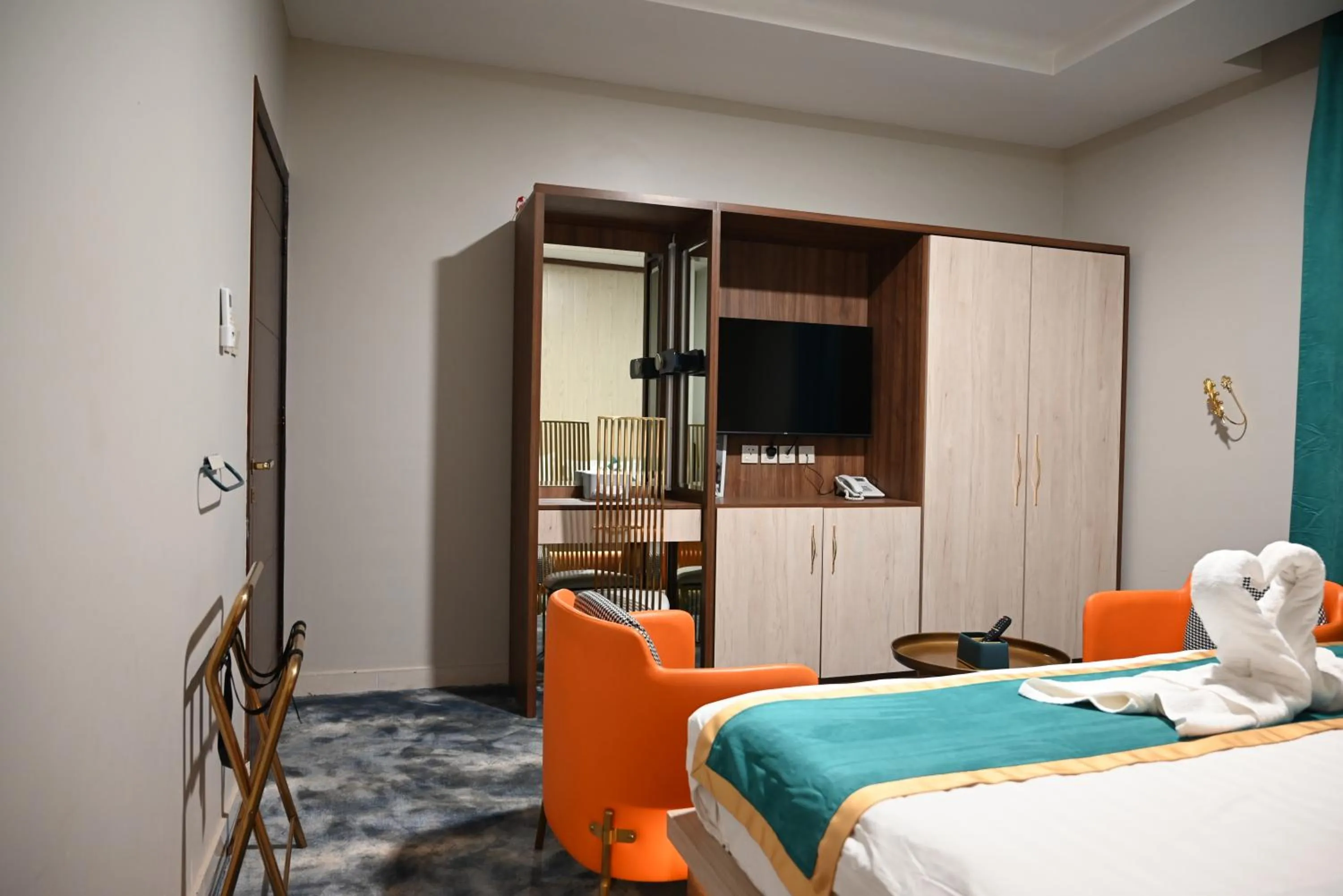 TV and multimedia, Bed in Relax Palace Hotel Apartments