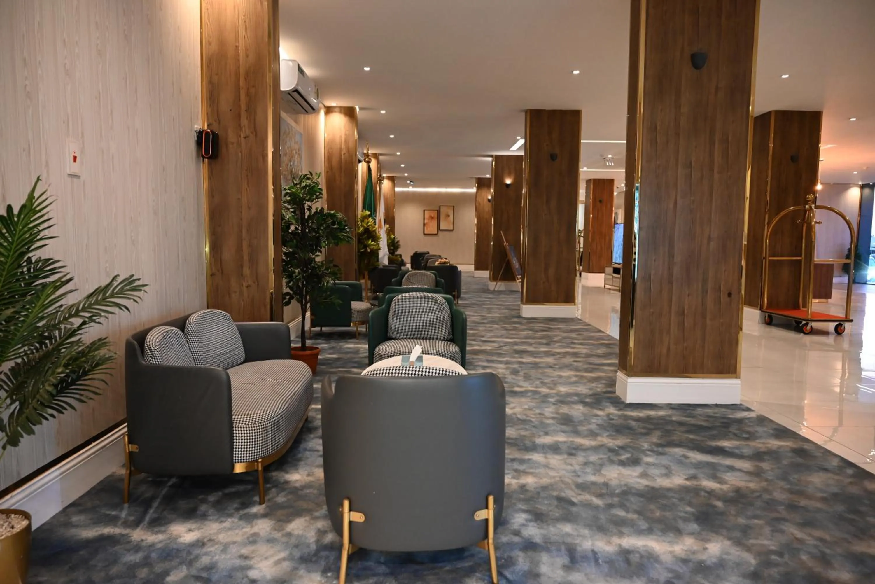 Communal lounge/ TV room in Relax Palace Hotel Apartments