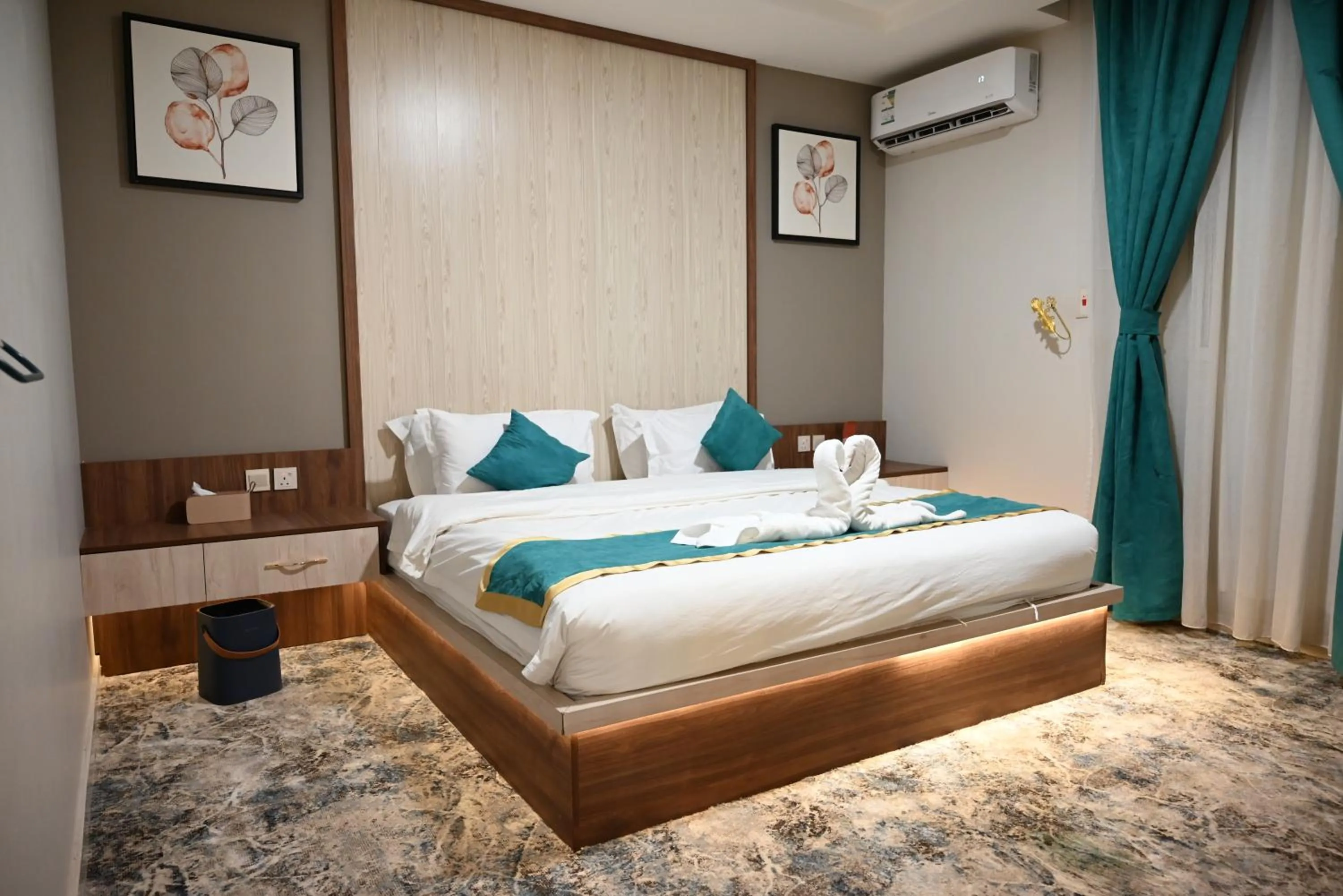 Bed in Relax Palace Hotel Apartments