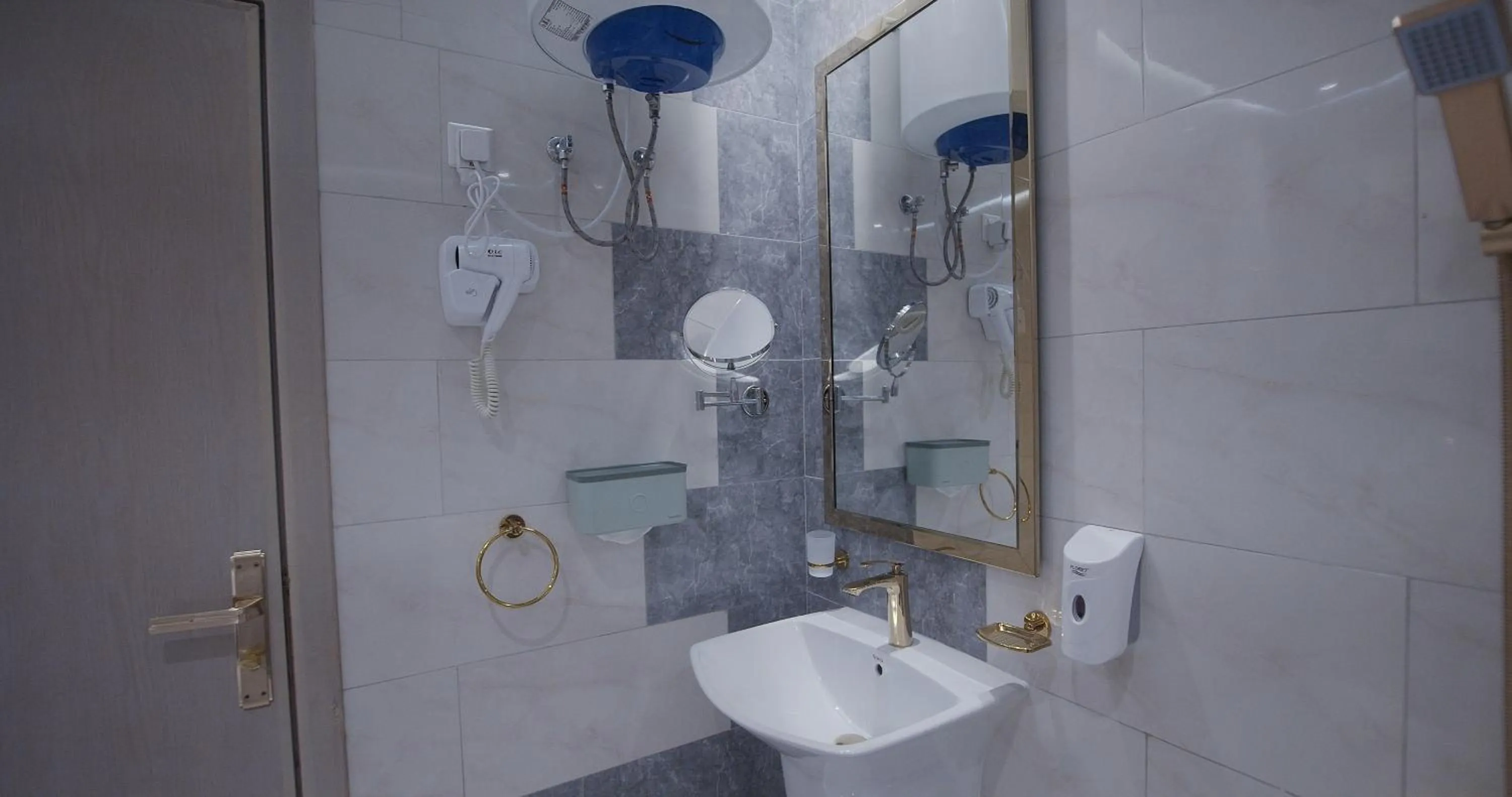 Bathroom in Relax Palace Hotel Apartments