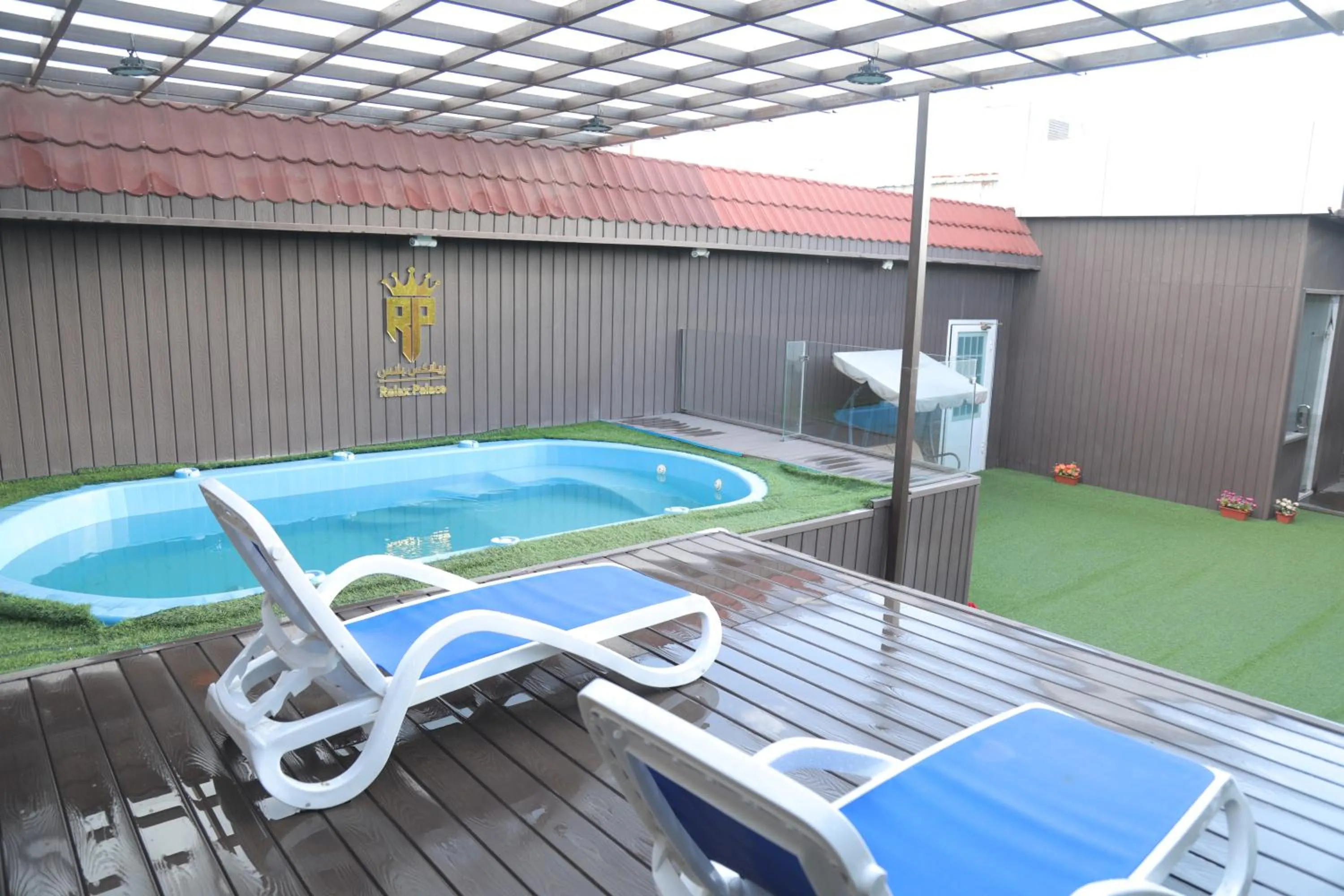 Pool view in Relax Palace Hotel Apartments