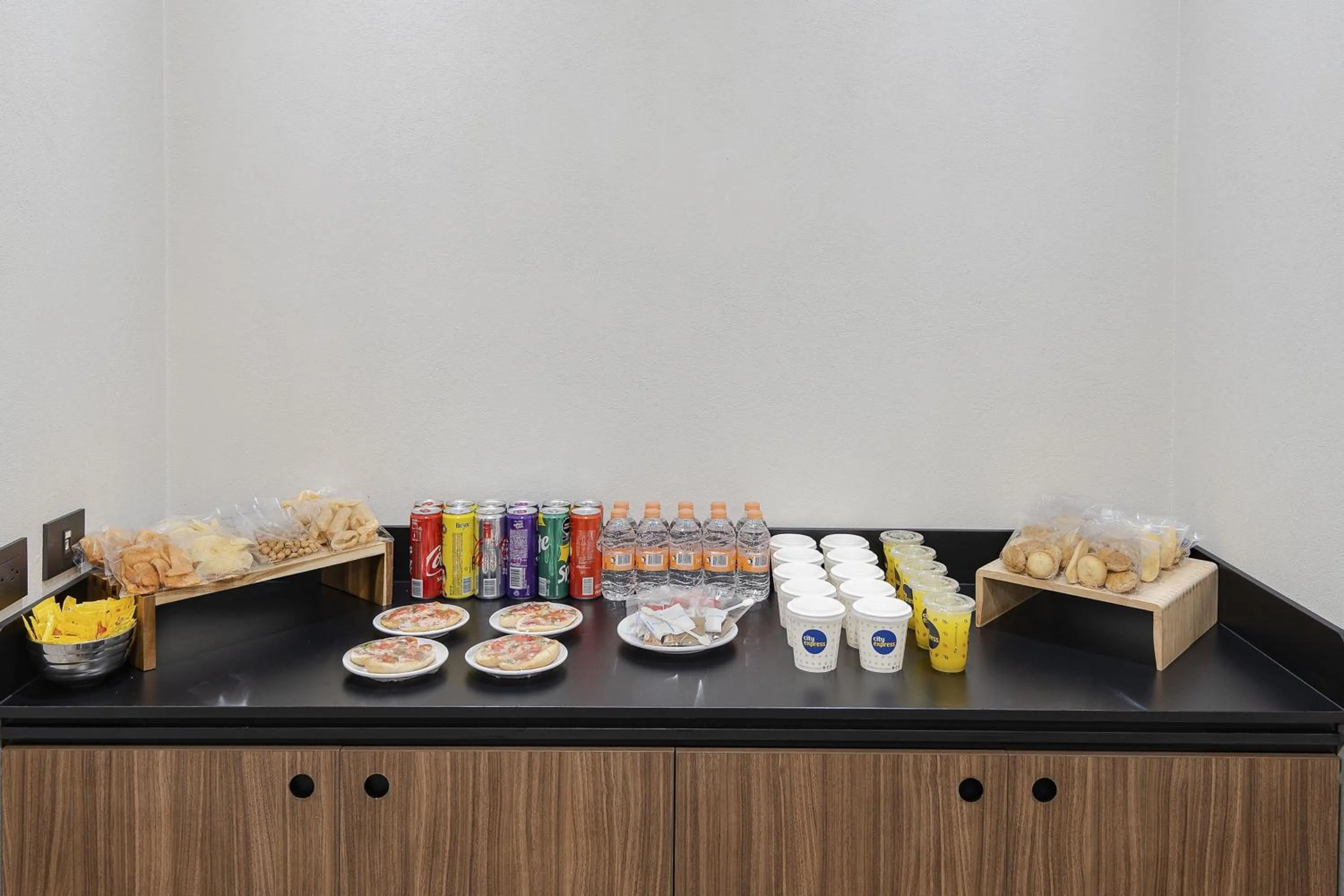 Meeting/conference room in City Express Junior by Marriott Puebla FINSA