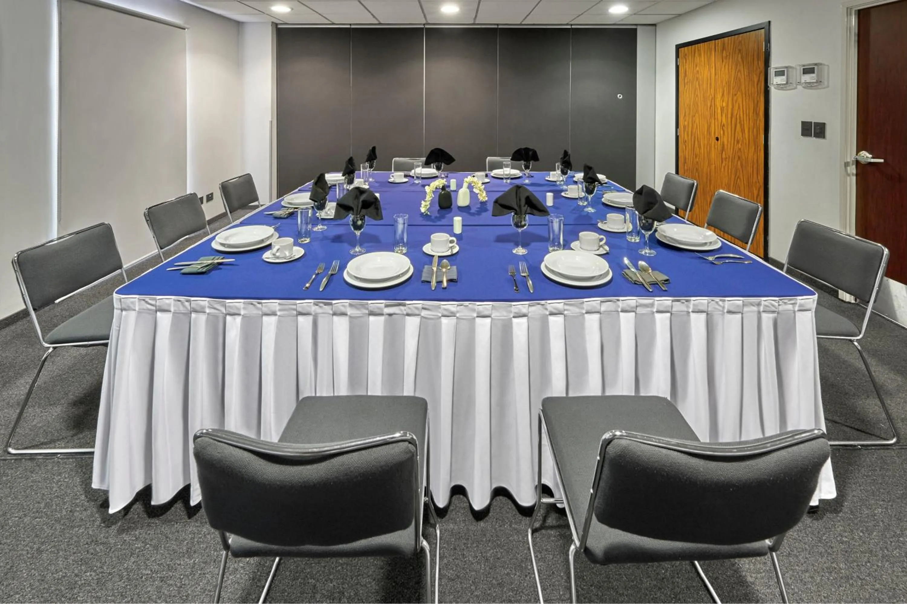 Meeting/conference room in City Express Junior by Marriott Puebla FINSA