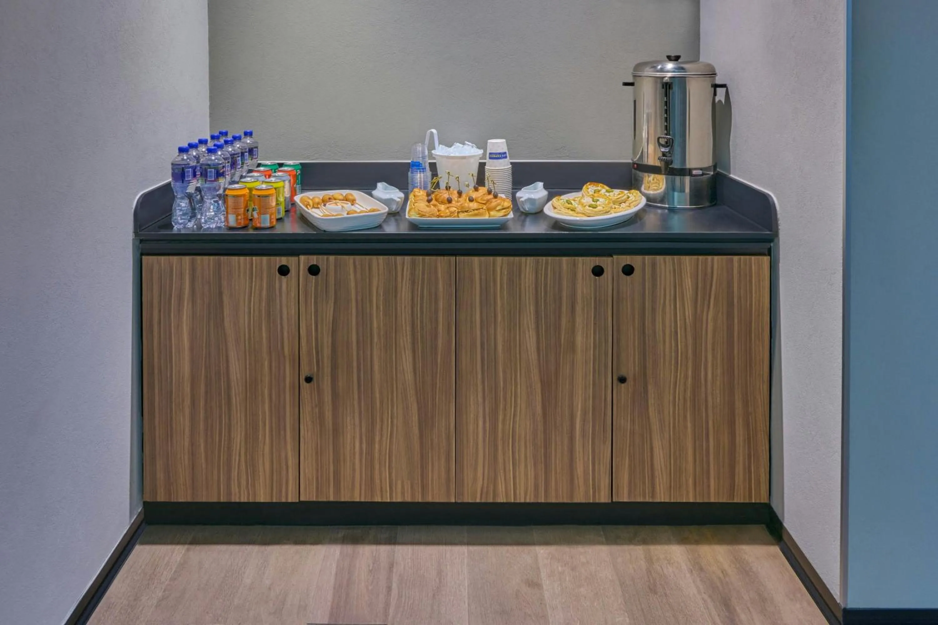 Meeting/conference room in City Express by Marriott La Paz