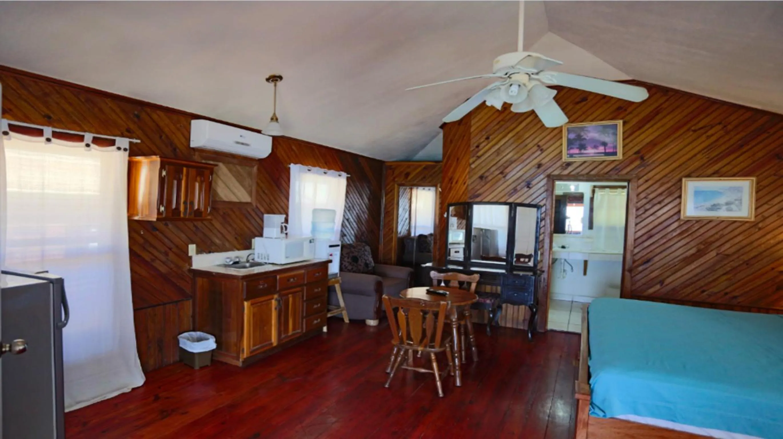 Photo of the whole room in Fosters West Bay Resort