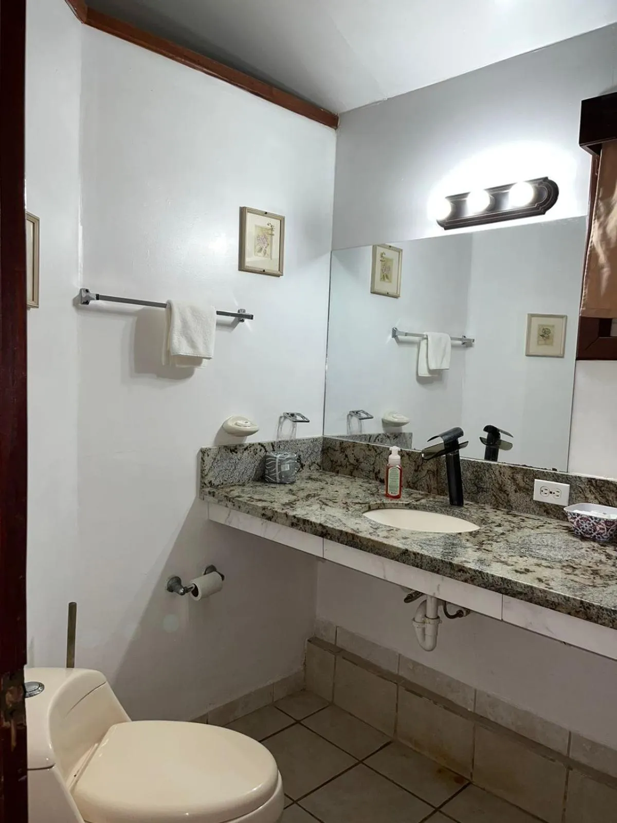 Fosters West Bay Resort