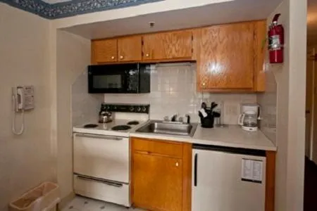 Kitchen or kitchenette in Silver Creek Lodge