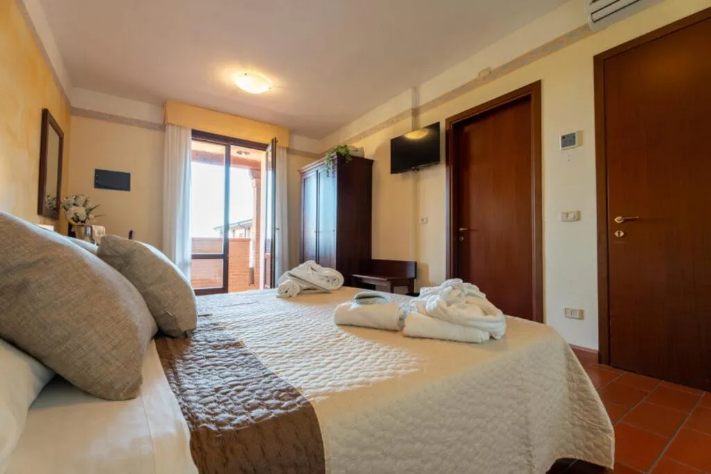 Bed in Hotel Borgo degli Olivi