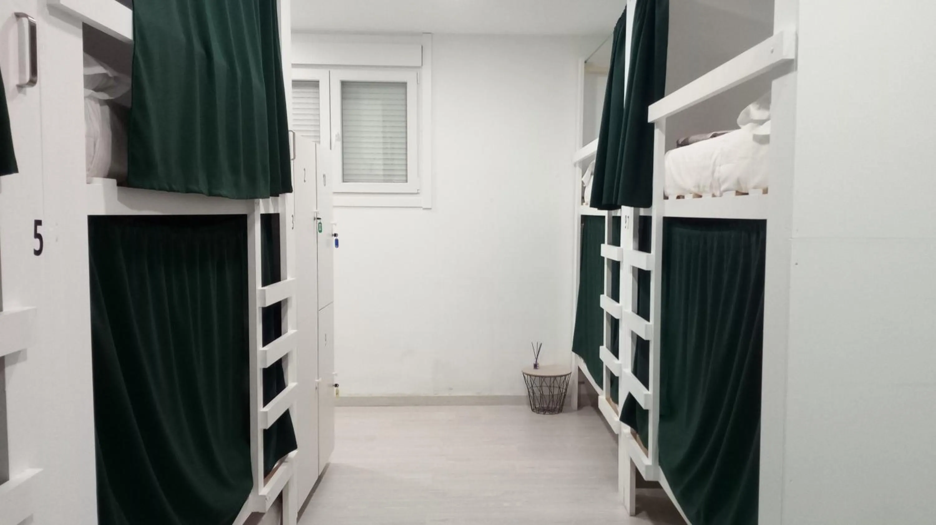 Bunk Bed in Mixed Dormitory Room in Fonte dos aloques