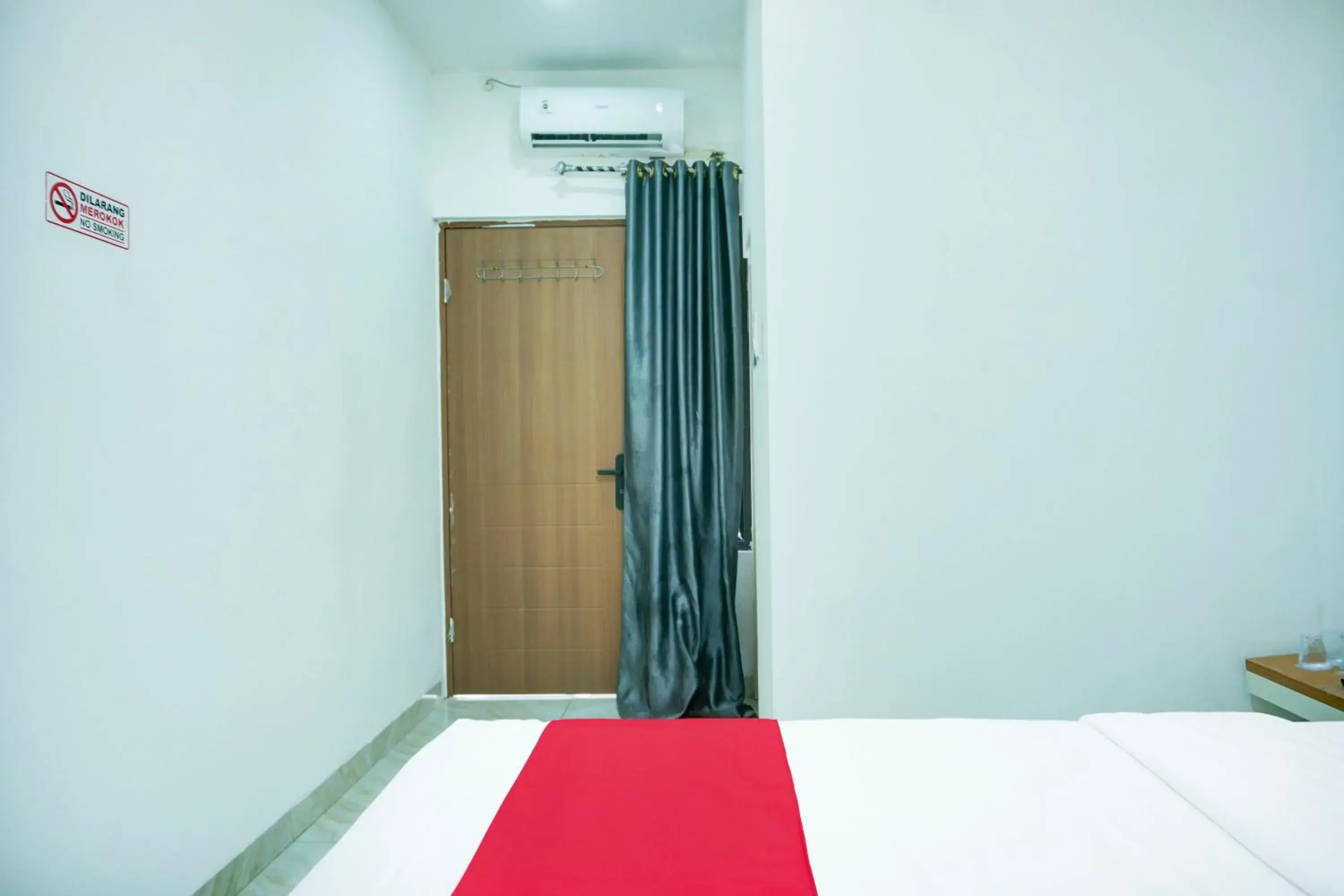 Bedroom, Bed in Hotel O Teluk Betung Near Water Park Lembah Hijau Formerly Kanajiwa Guesthouse 1 Bedroom, Bed in Hotel O Teluk Betung Near Water Park Lembah Hijau Formerly Kanajiwa Guesthouse 1