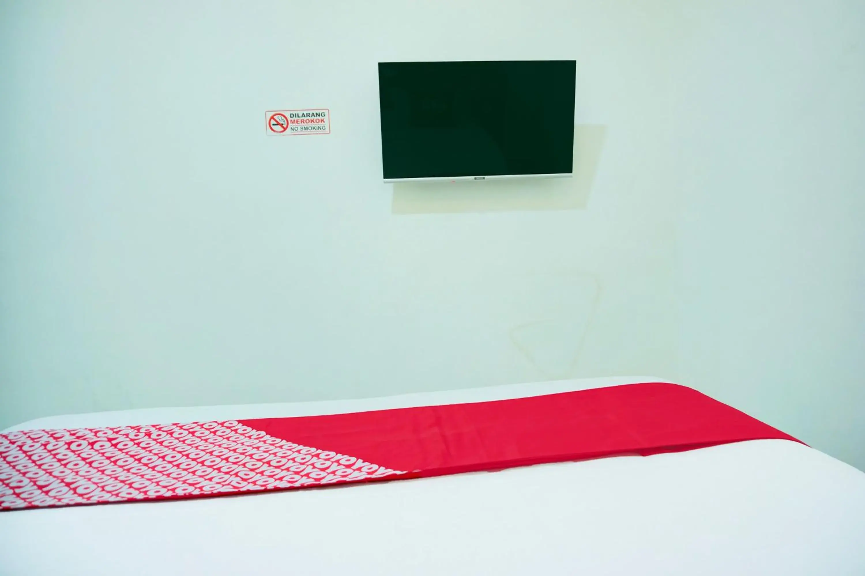 Bedroom, Bed in Hotel O Teluk Betung Near Water Park Lembah Hijau Formerly Kanajiwa Guesthouse 1 Bedroom, Bed in Hotel O Teluk Betung Near Water Park Lembah Hijau Formerly Kanajiwa Guesthouse 1