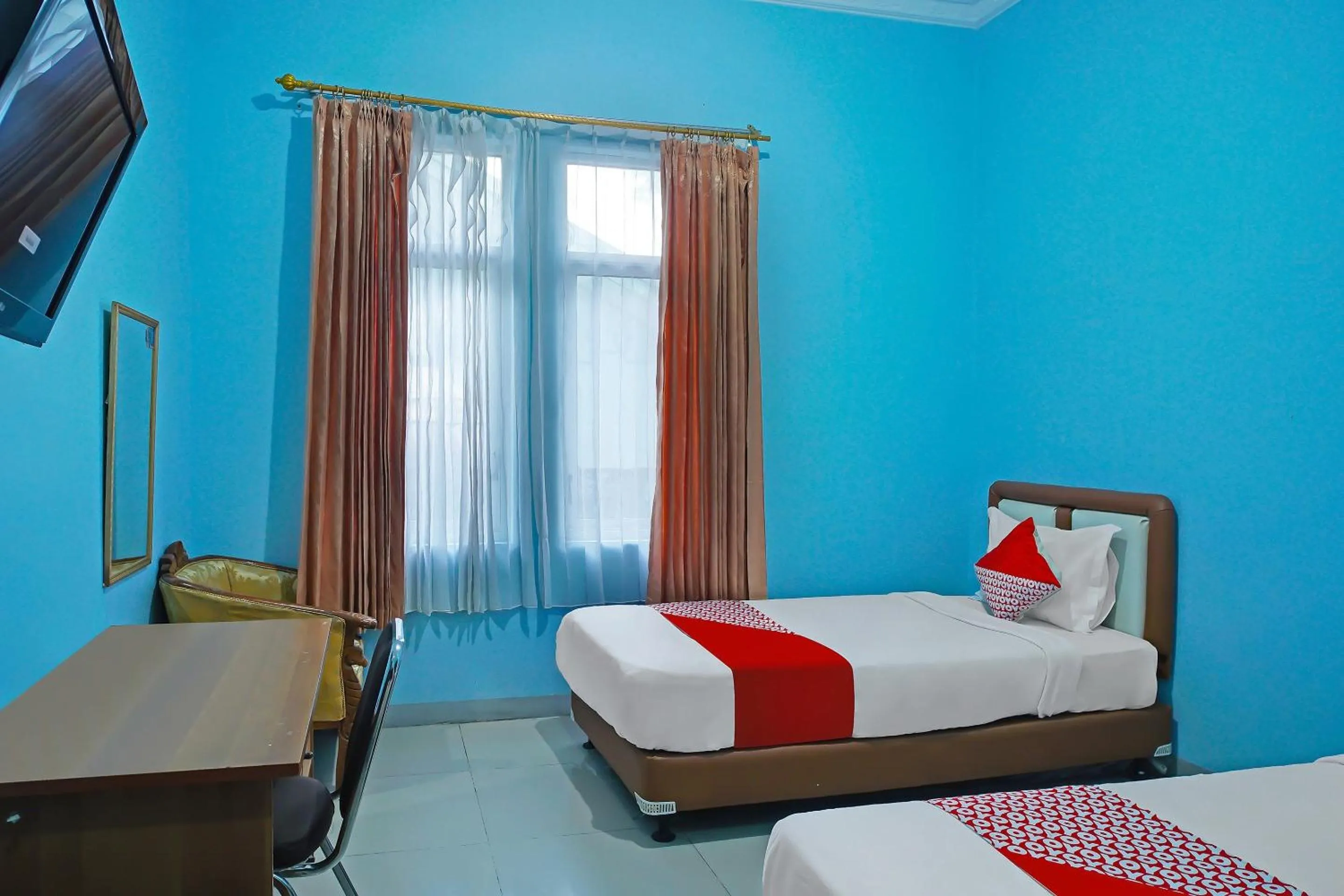 Bedroom, Bed in Hotel O Sidikalang Near KEJAKSAAN NEGERI DAIRI