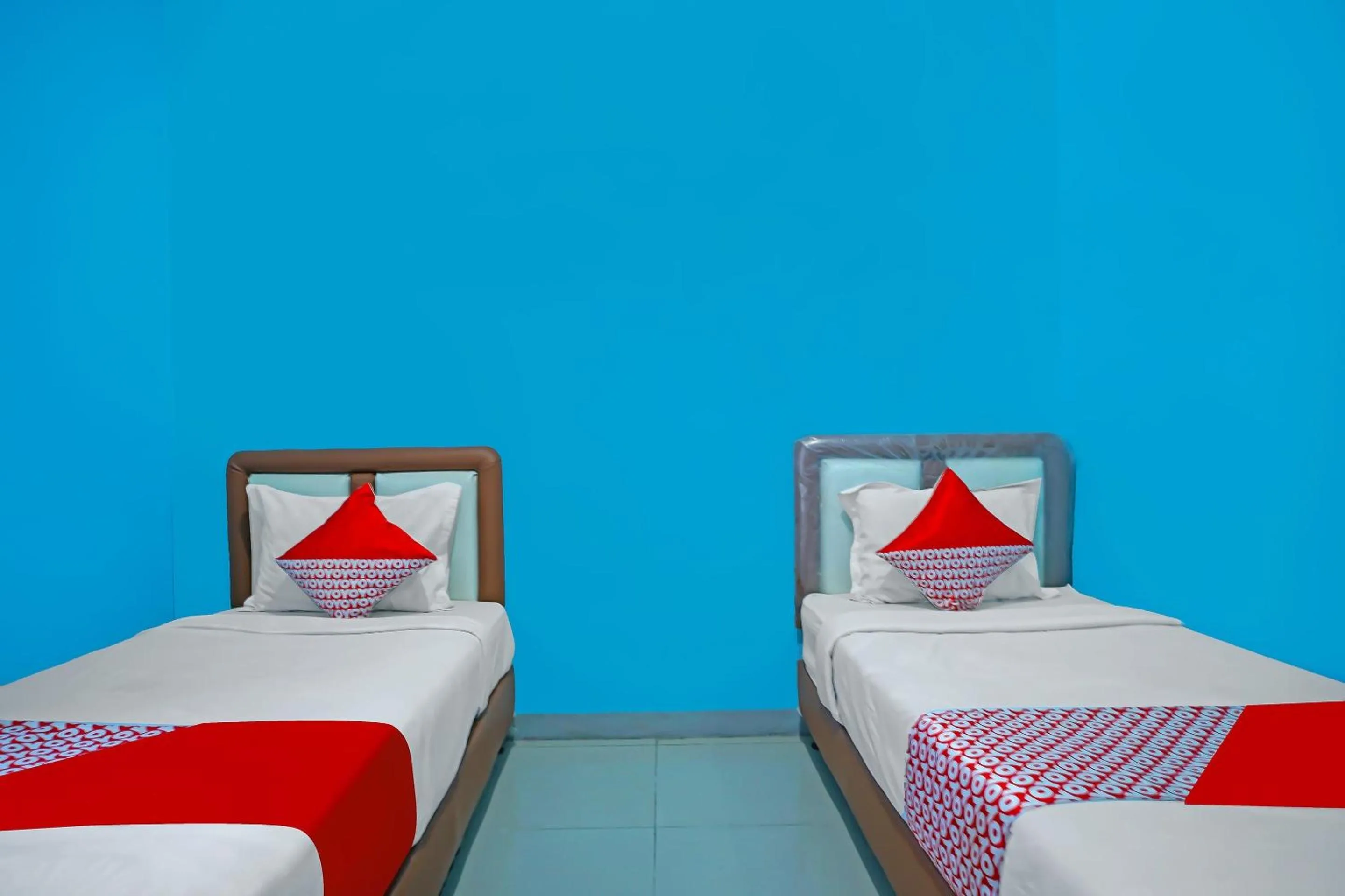 Bedroom, Bed in Hotel O Sidikalang Near KEJAKSAAN NEGERI DAIRI