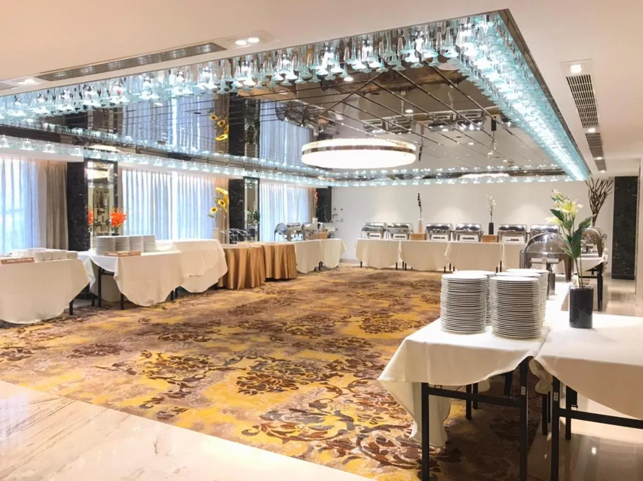 Banquet/Function facilities in KAY-EM Spectra Hotel